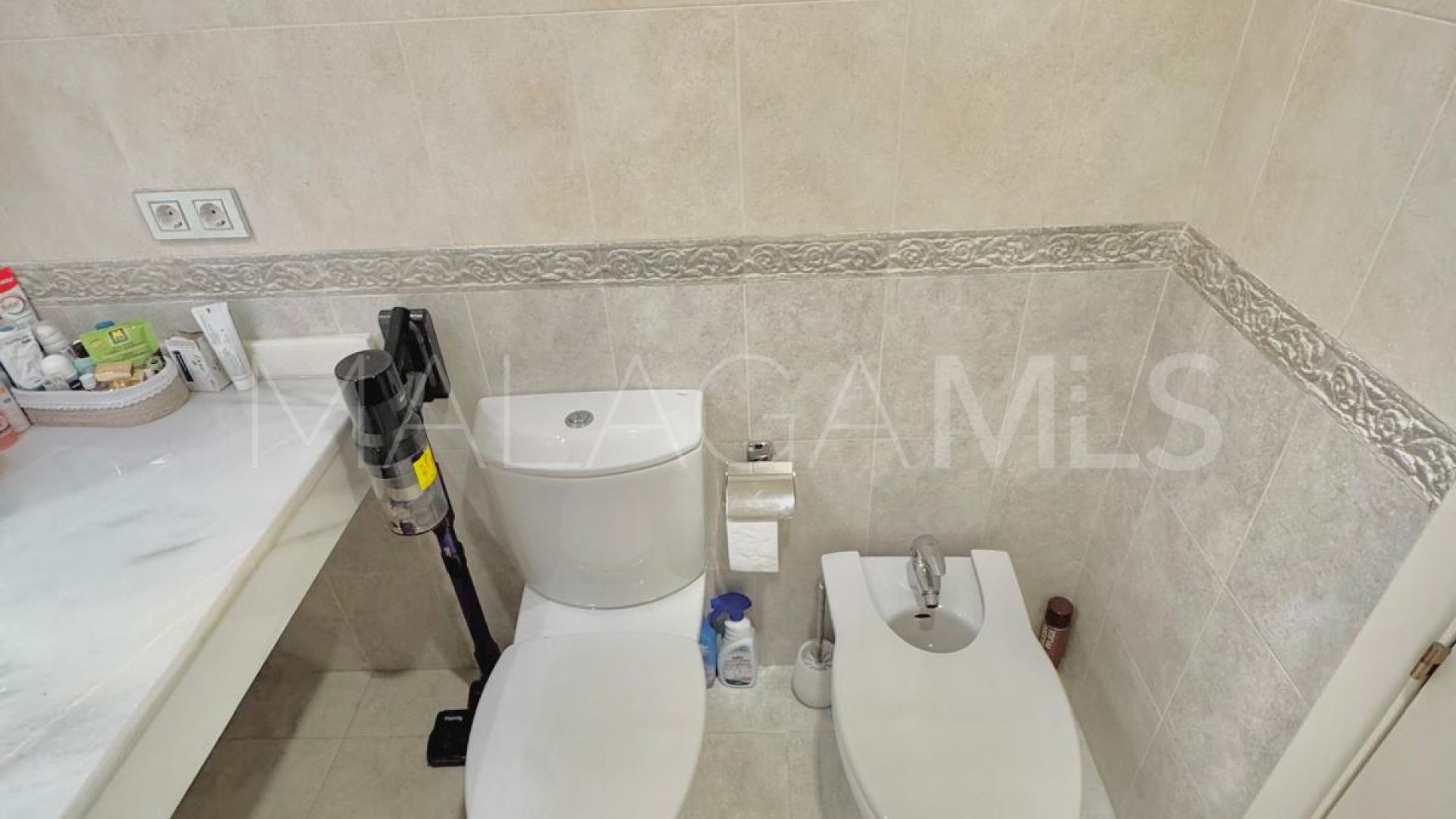 Markplanslägenhet for sale in Hacienda del Sol