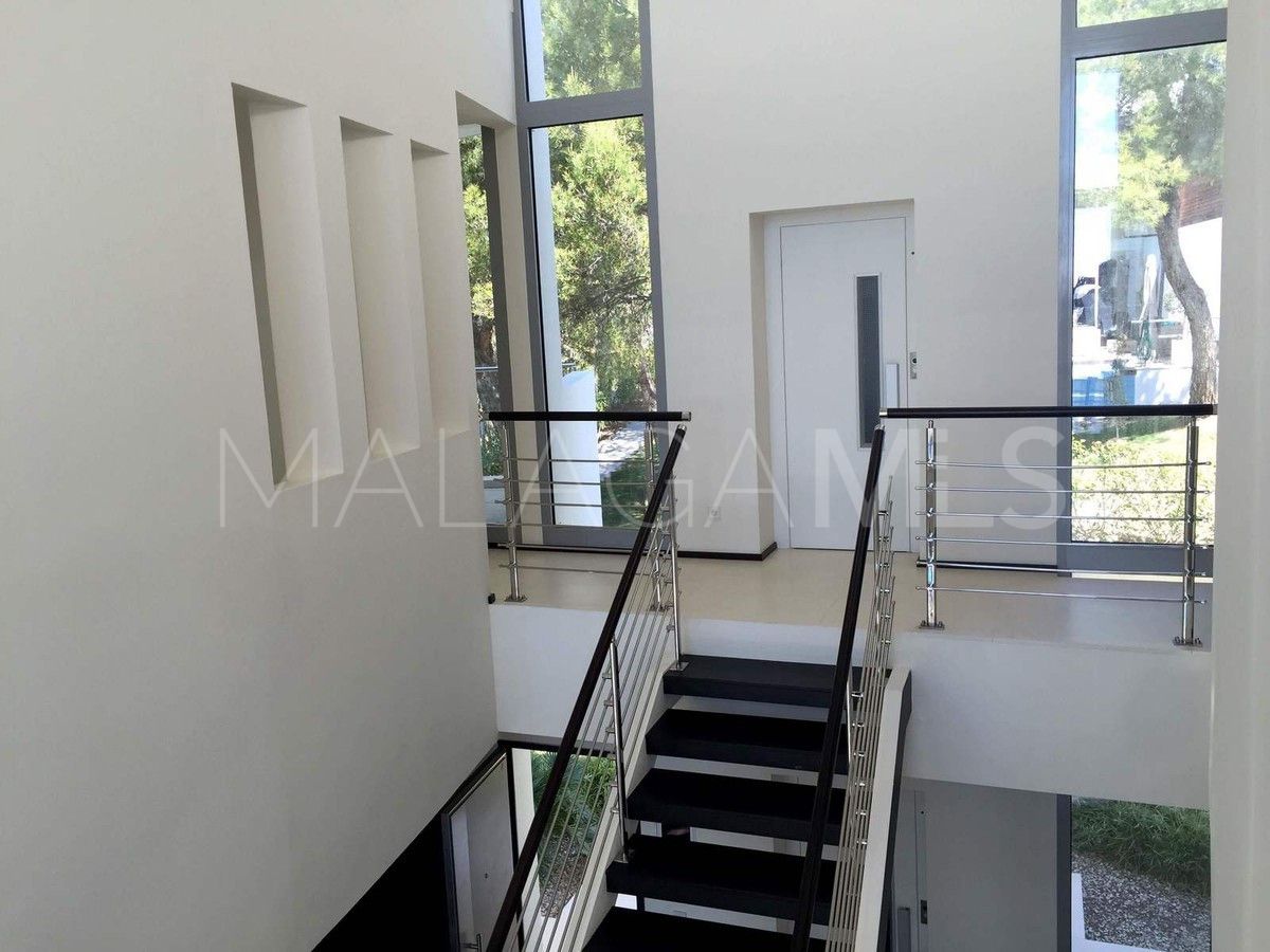 For sale Meisho Hills town house with 4 bedrooms