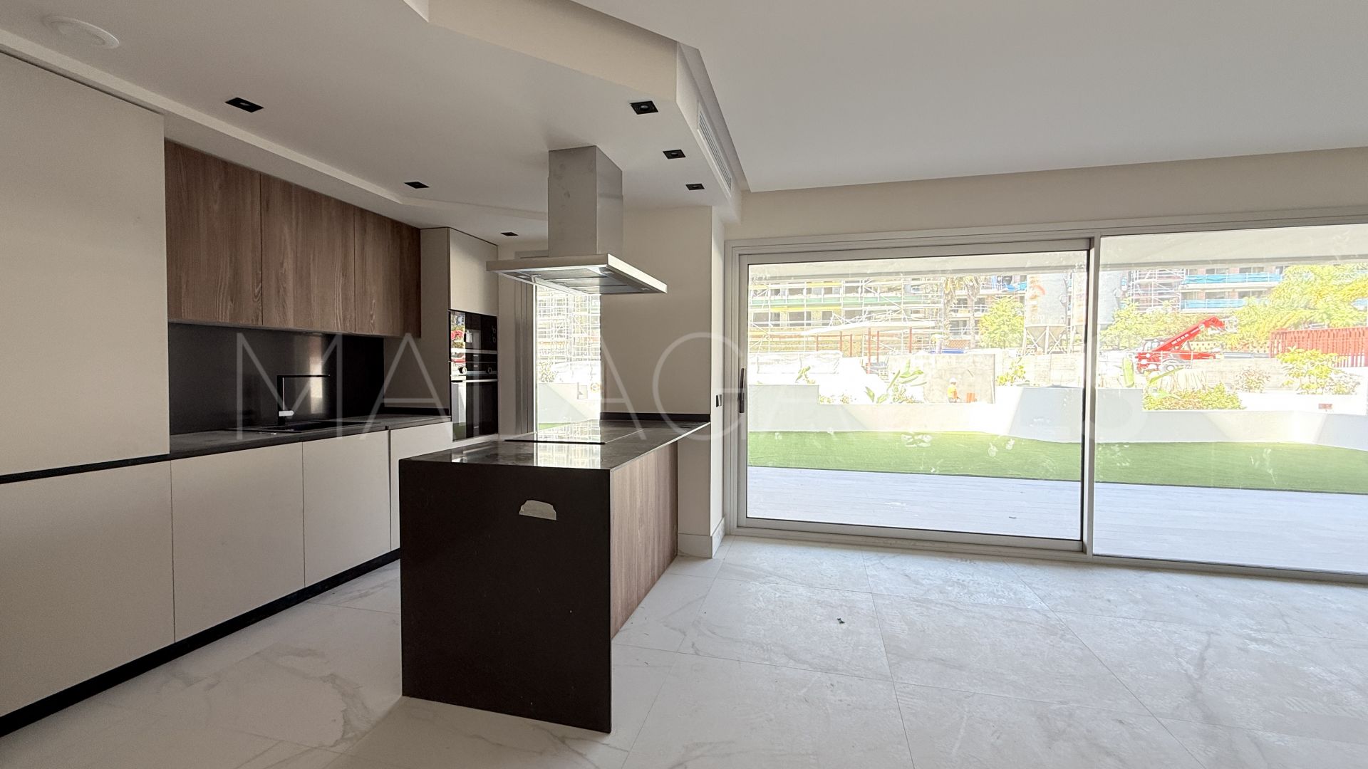 San Pedro de Alcantara, apartamento planta baja for sale de 3 bedrooms