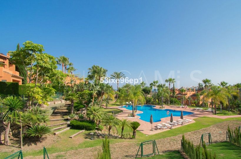 Buy adosado with 3 bedrooms in Atalaya Hills