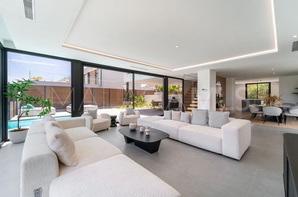 Villa in Atalaya for sale