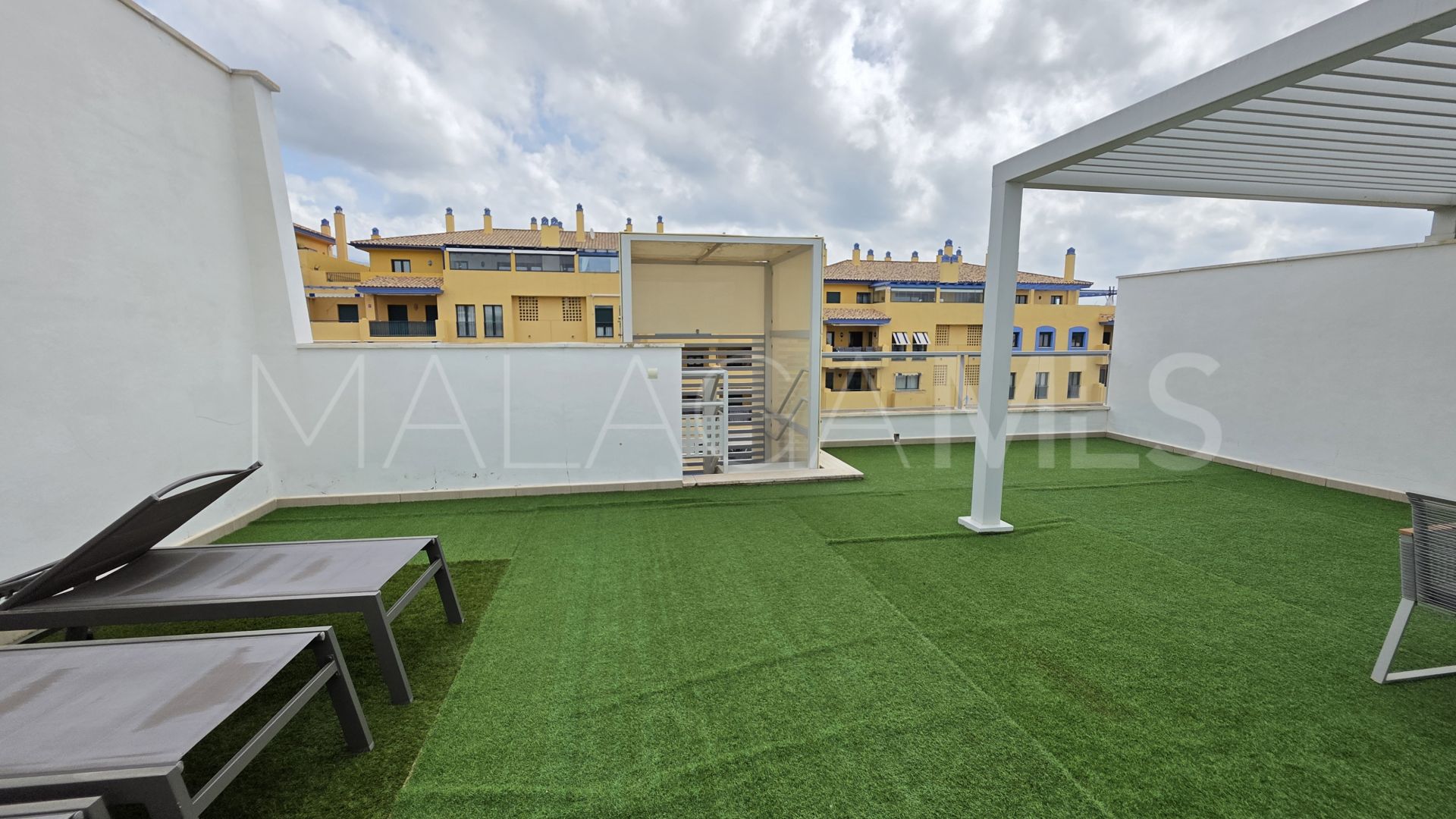 Duplex penthouse for sale in San Pedro Playa