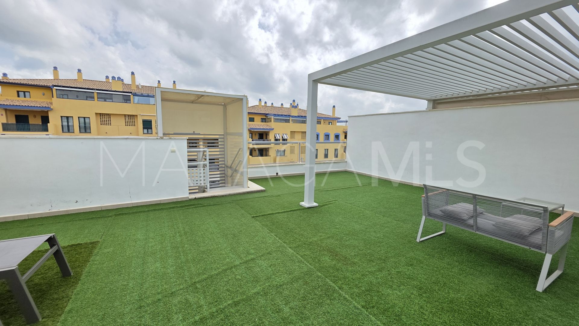 Duplex penthouse for sale in San Pedro Playa