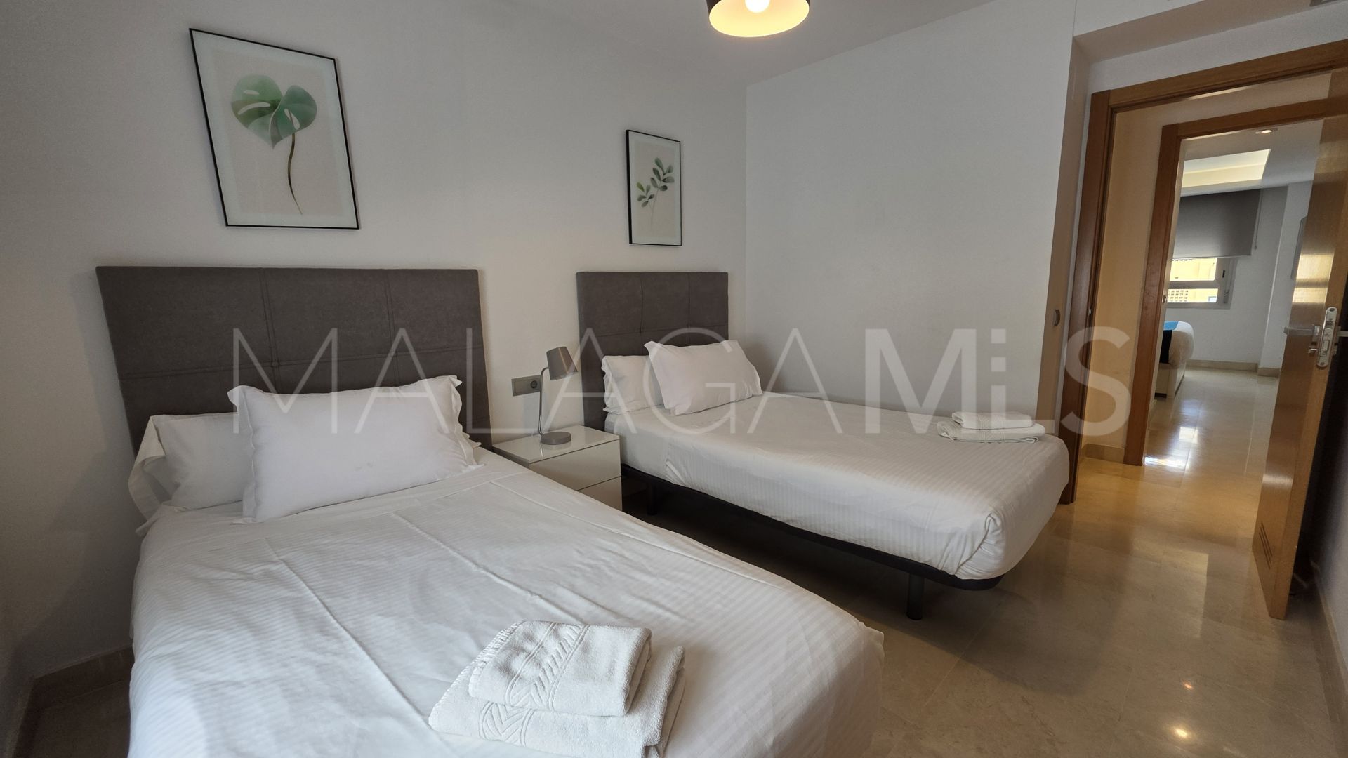 Duplex penthouse for sale in San Pedro Playa