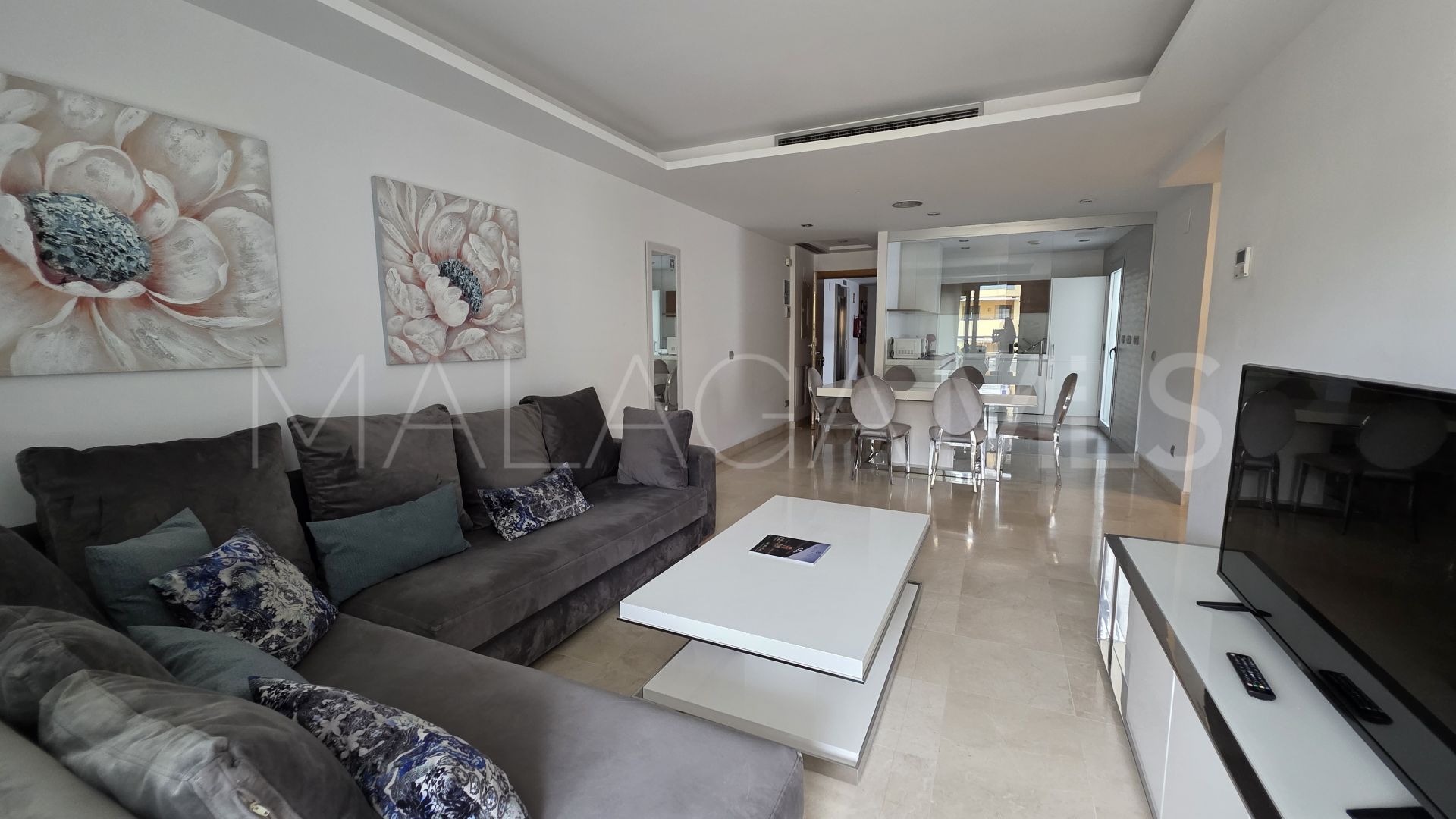 Duplex penthouse for sale in San Pedro Playa