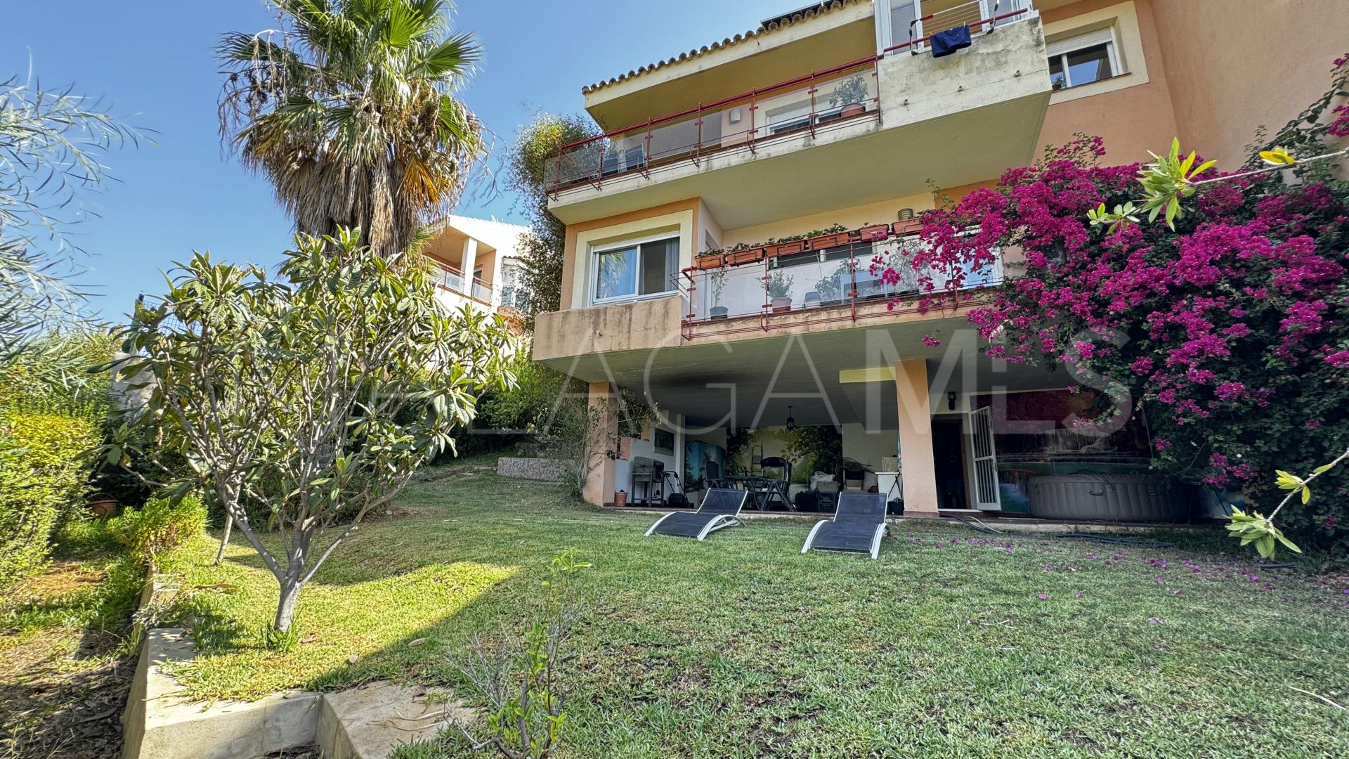 Pareado de 3 bedrooms for sale in Altos de Estepona