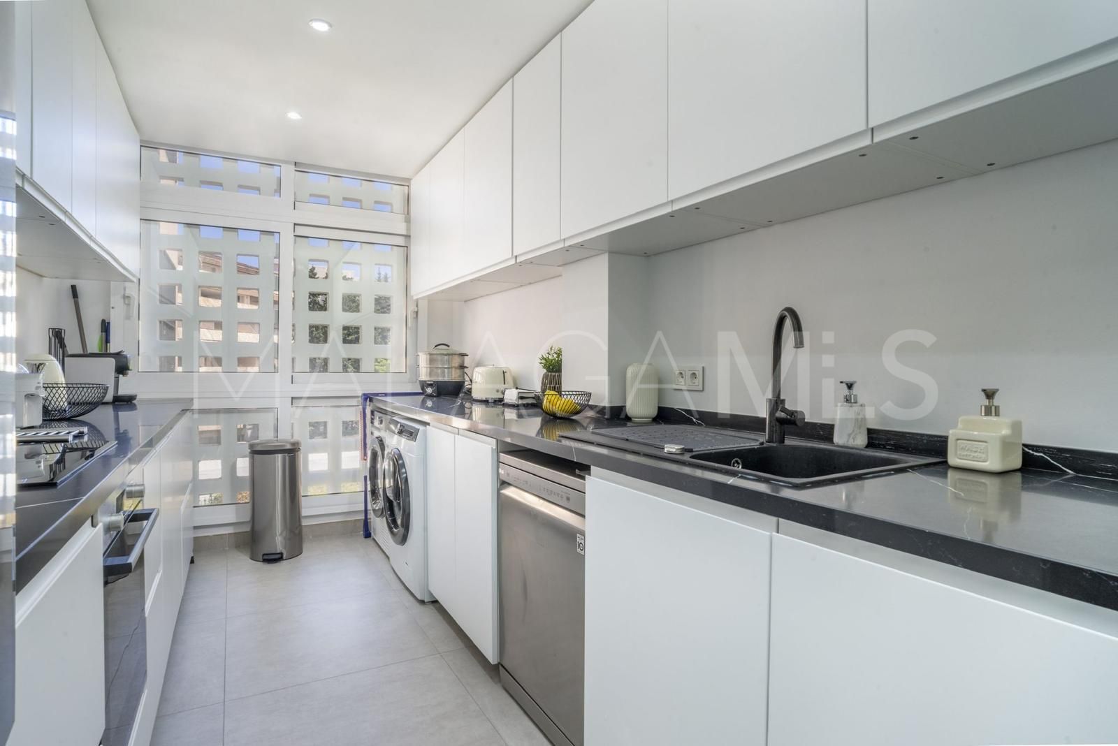 Nueva Andalucia 3 bedrooms apartment for sale