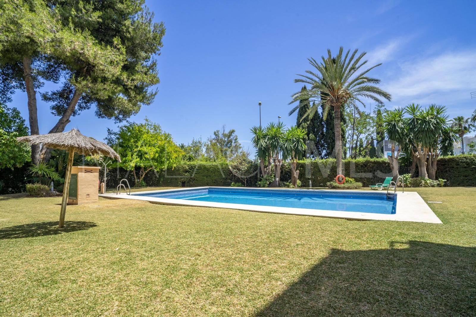 Nueva Andalucia 3 bedrooms apartment for sale