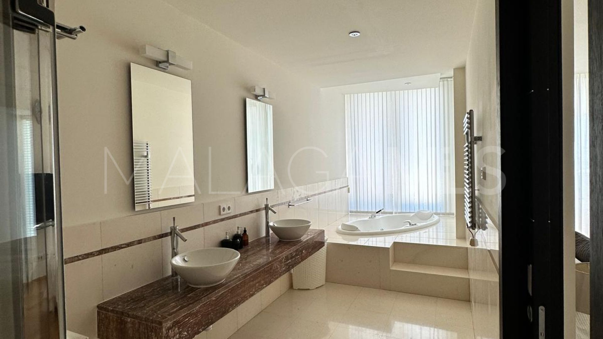 Maison jumelée for sale in Meisho Hills