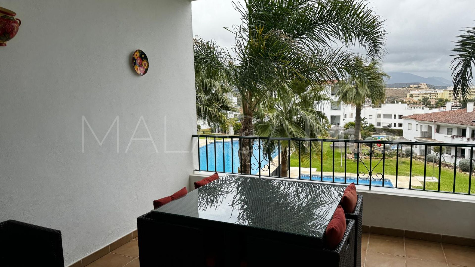 For sale 2 bedrooms apartment in Riviera del Sol