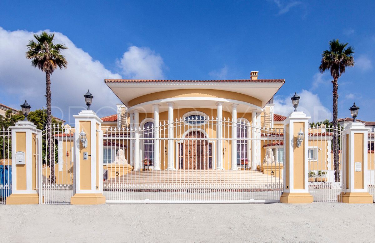 For sale villa in Sotogrande Alto