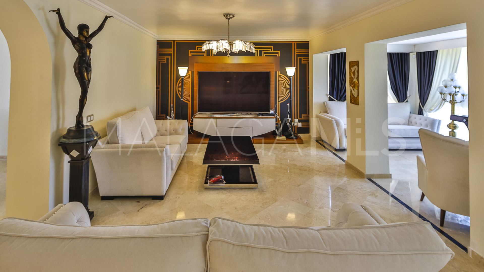 Duplex penthouse for sale in Guadalmina Alta