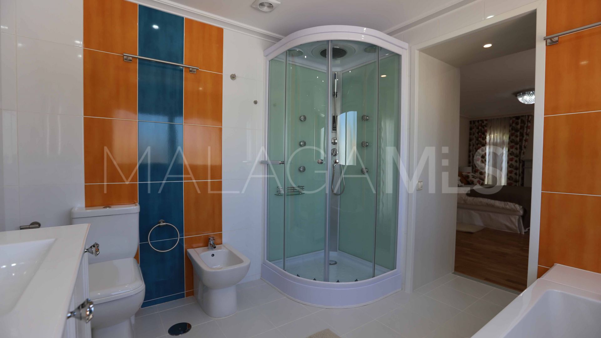 Villa for sale in Linda Vista Baja
