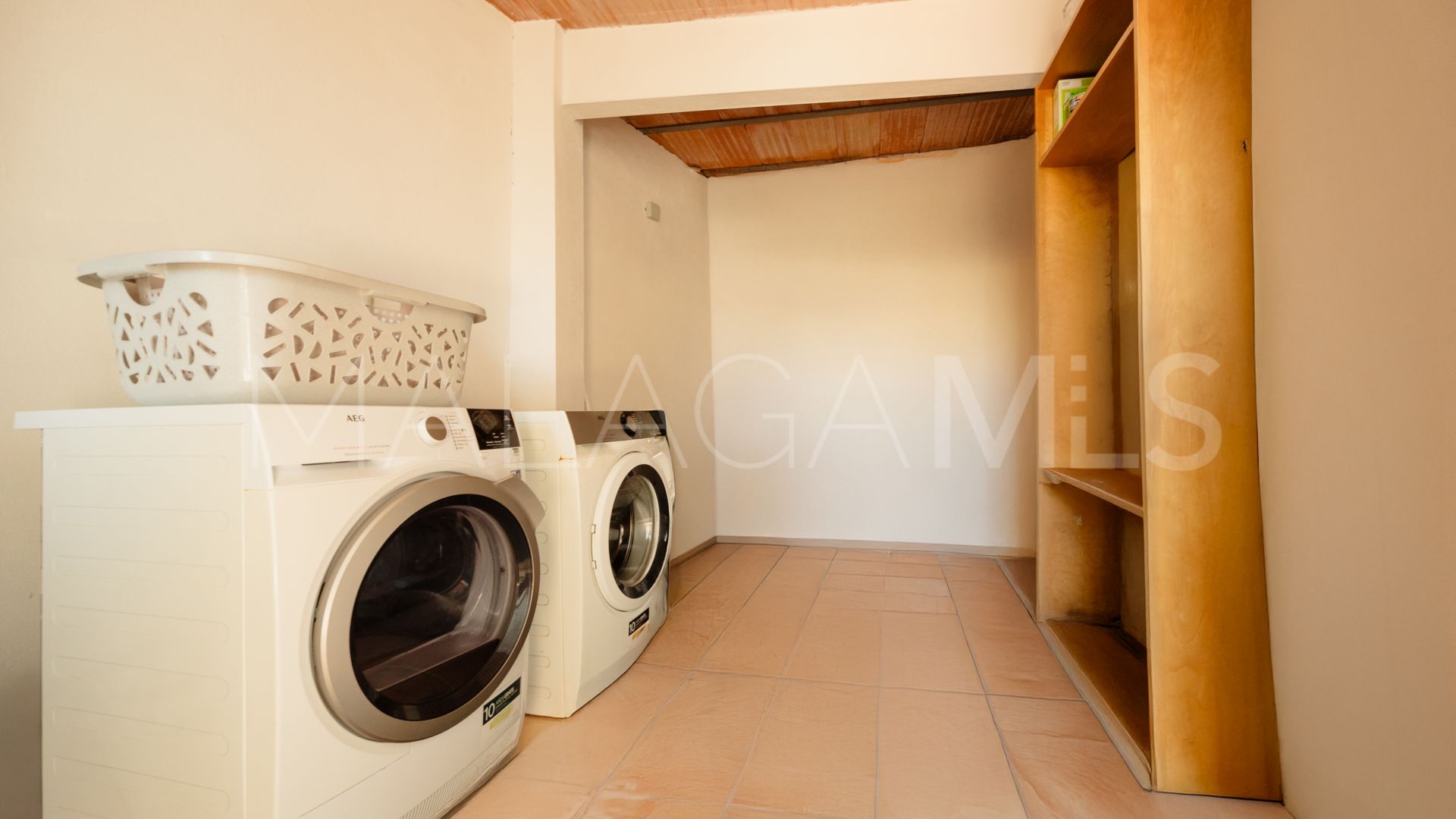 Costabella 4 bedrooms house for sale