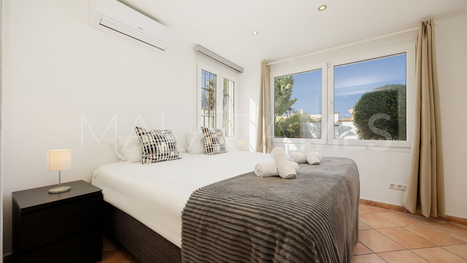 Costabella 4 bedrooms house for sale