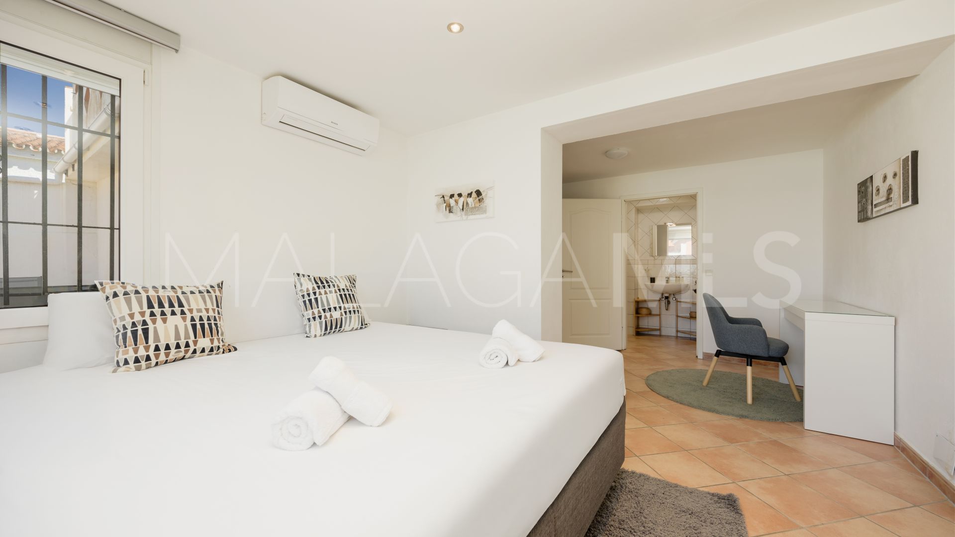 Costabella 4 bedrooms house for sale