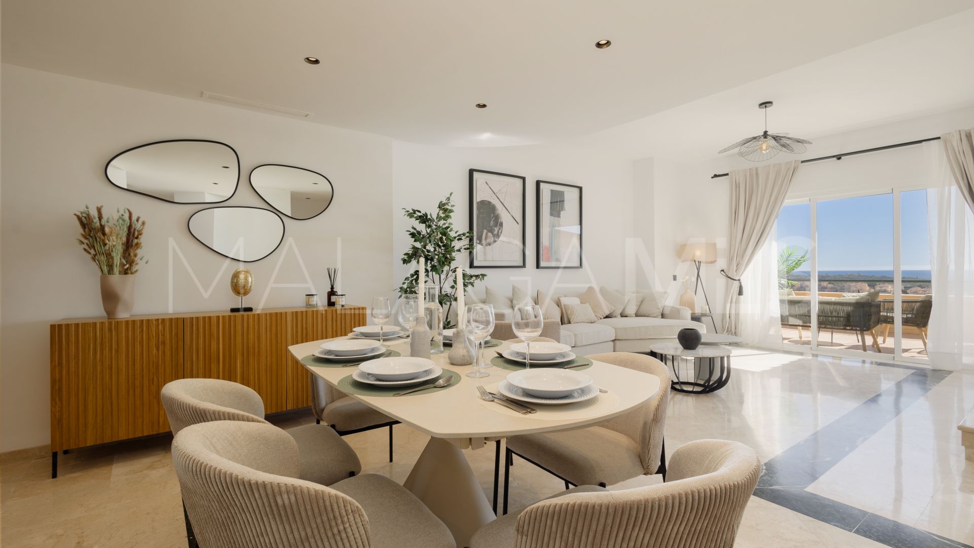 Lägenhet for sale in Elviria Hills