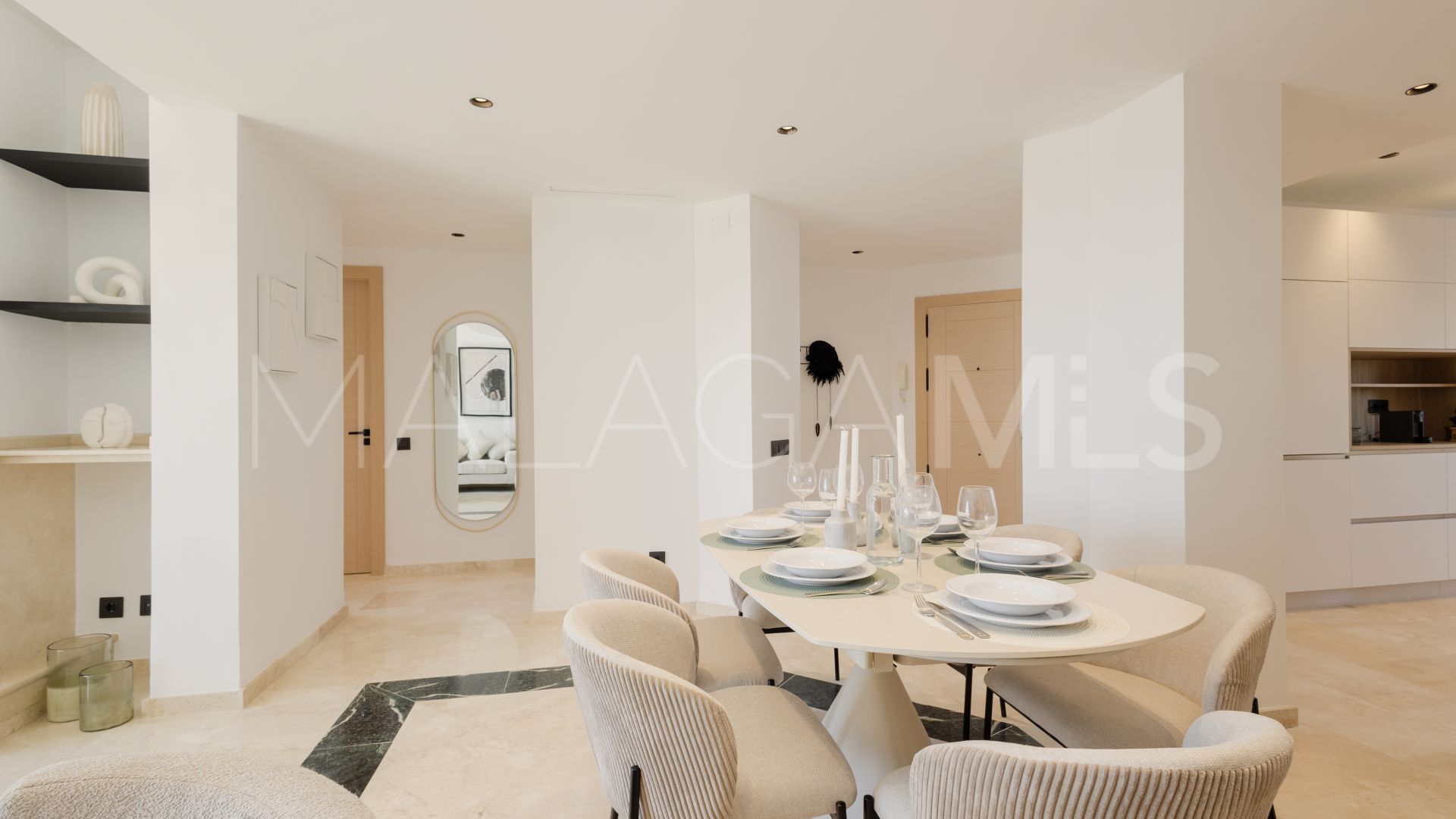 Lägenhet for sale in Elviria Hills