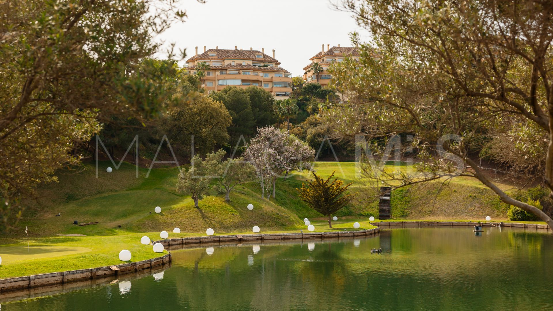 Lägenhet for sale in Elviria Hills