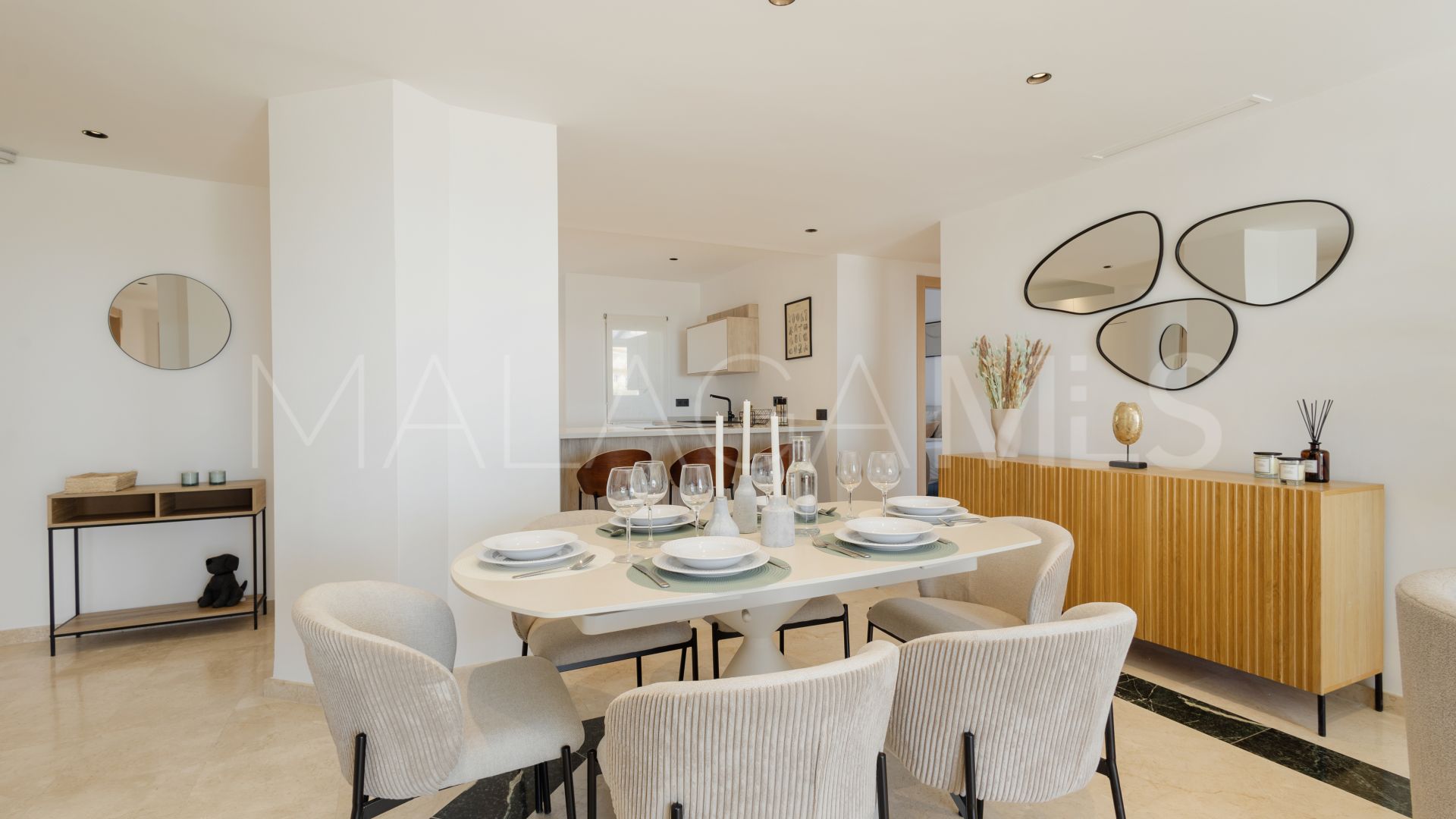 Lägenhet for sale in Elviria Hills