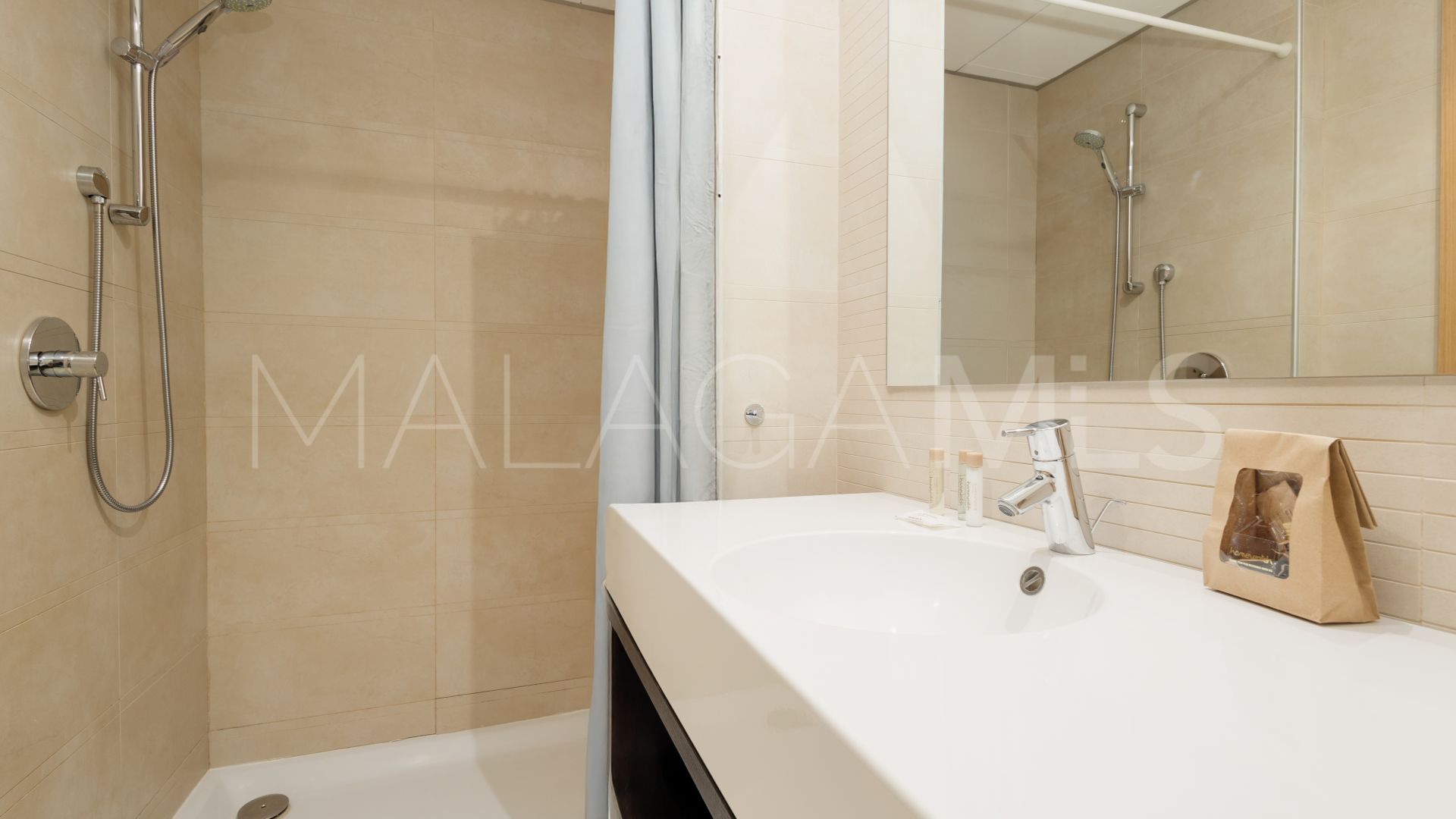 Se vende apartamento planta baja de 2 bedrooms in Samara