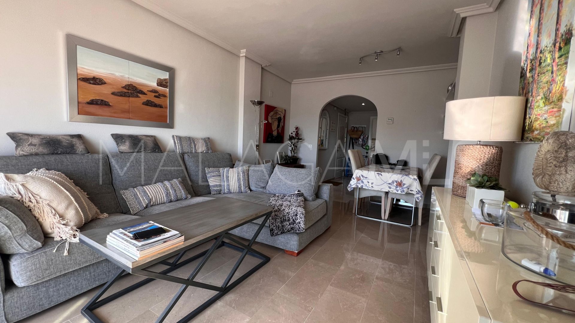 Buy apartment with 2 bedrooms in Estepona Puerto