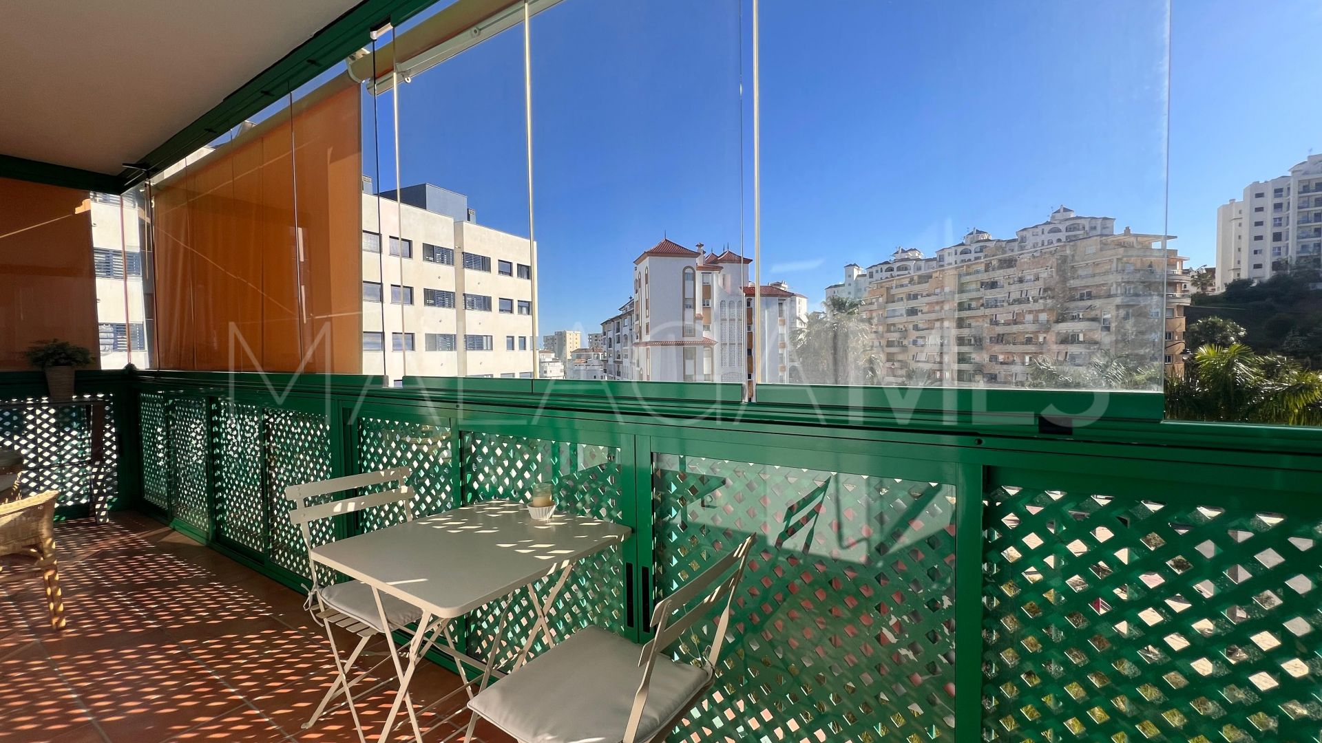 Estepona Puerto, apartamento for sale