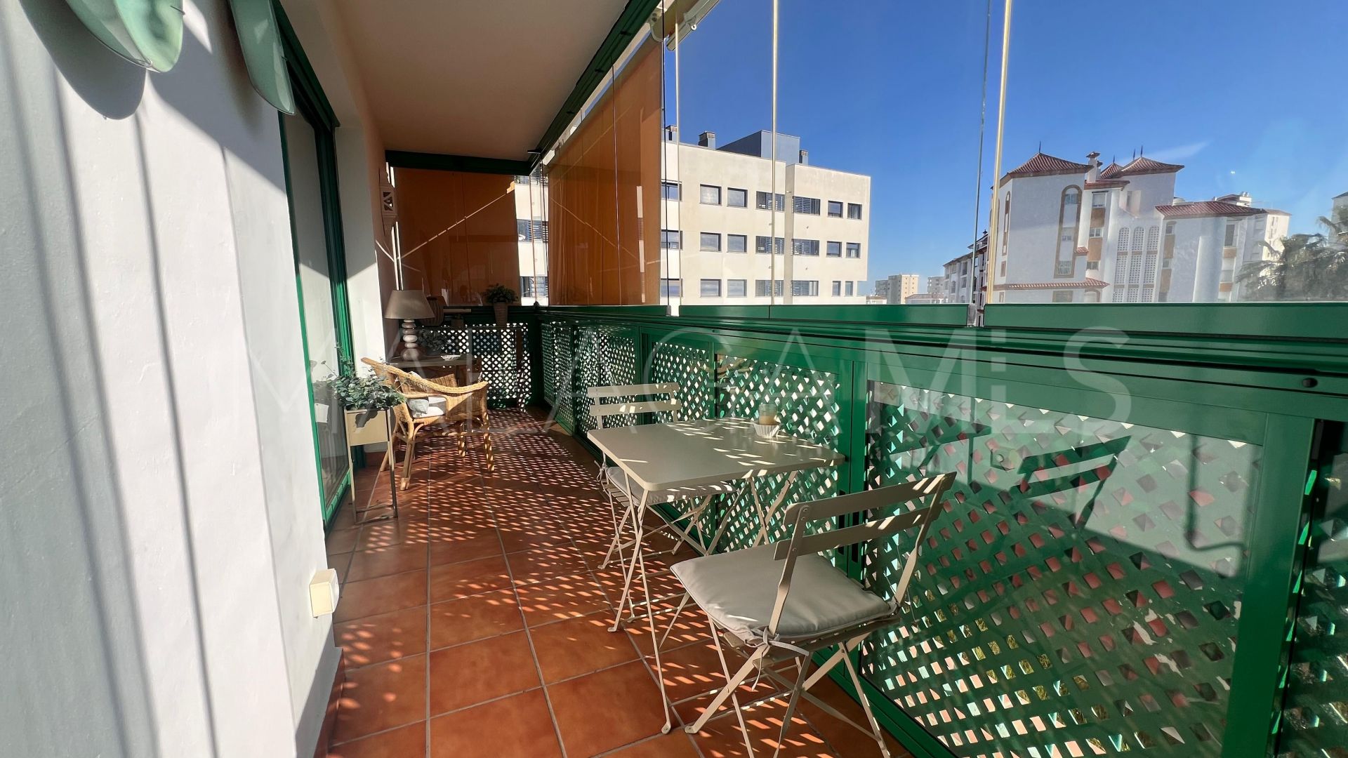 Estepona Puerto, apartamento for sale