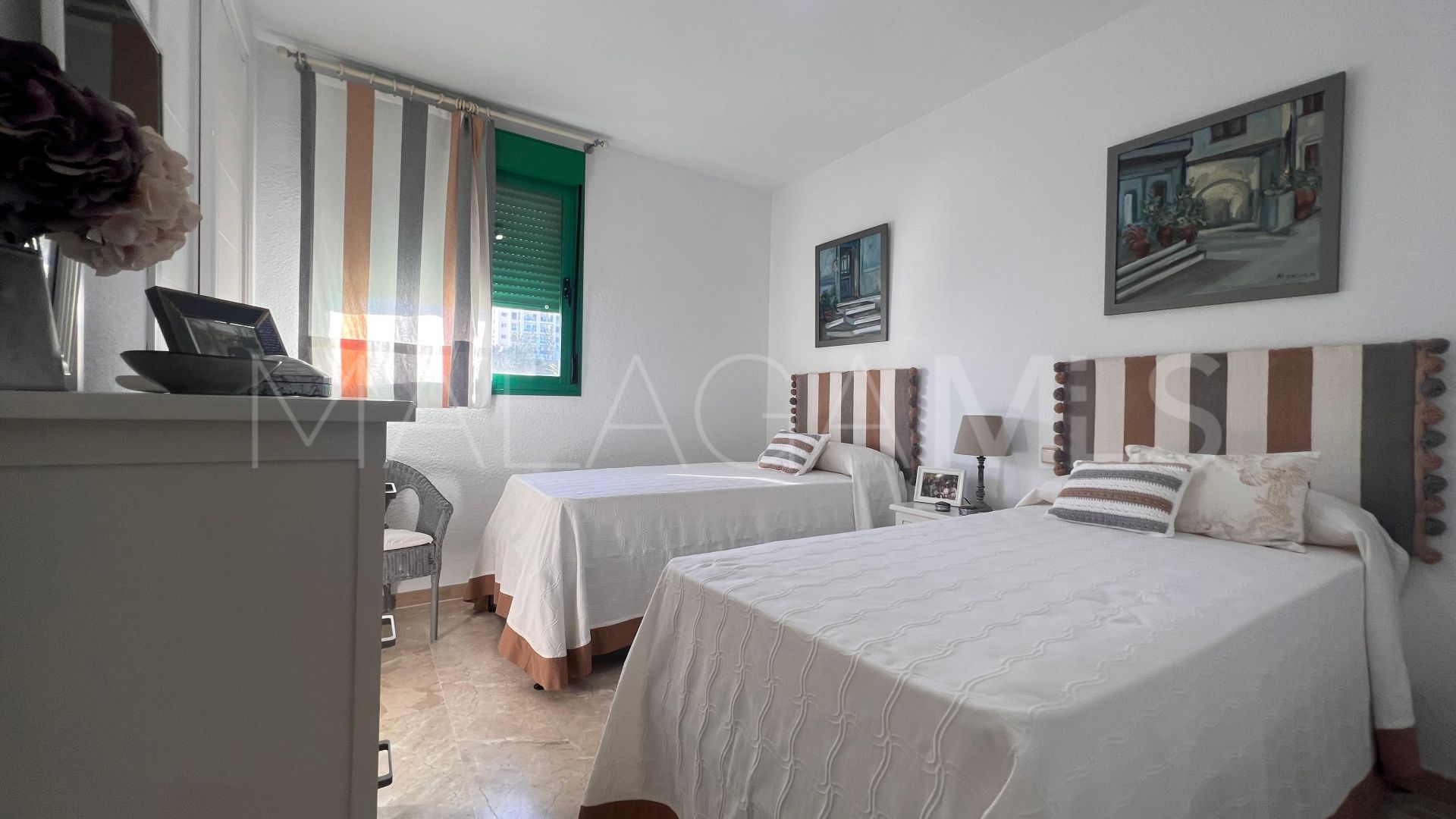 Estepona Puerto, apartamento for sale