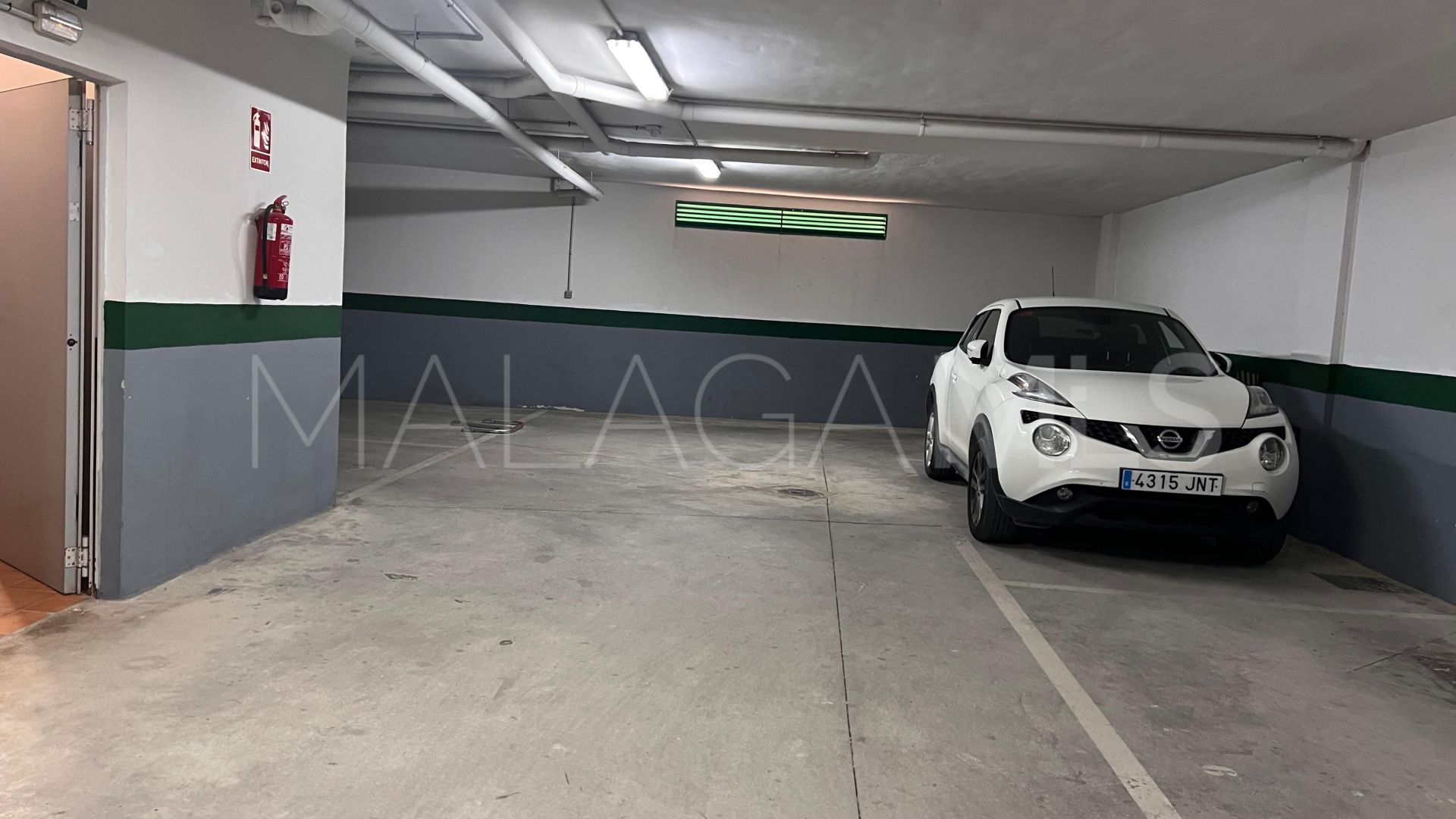 Estepona Puerto, apartamento for sale