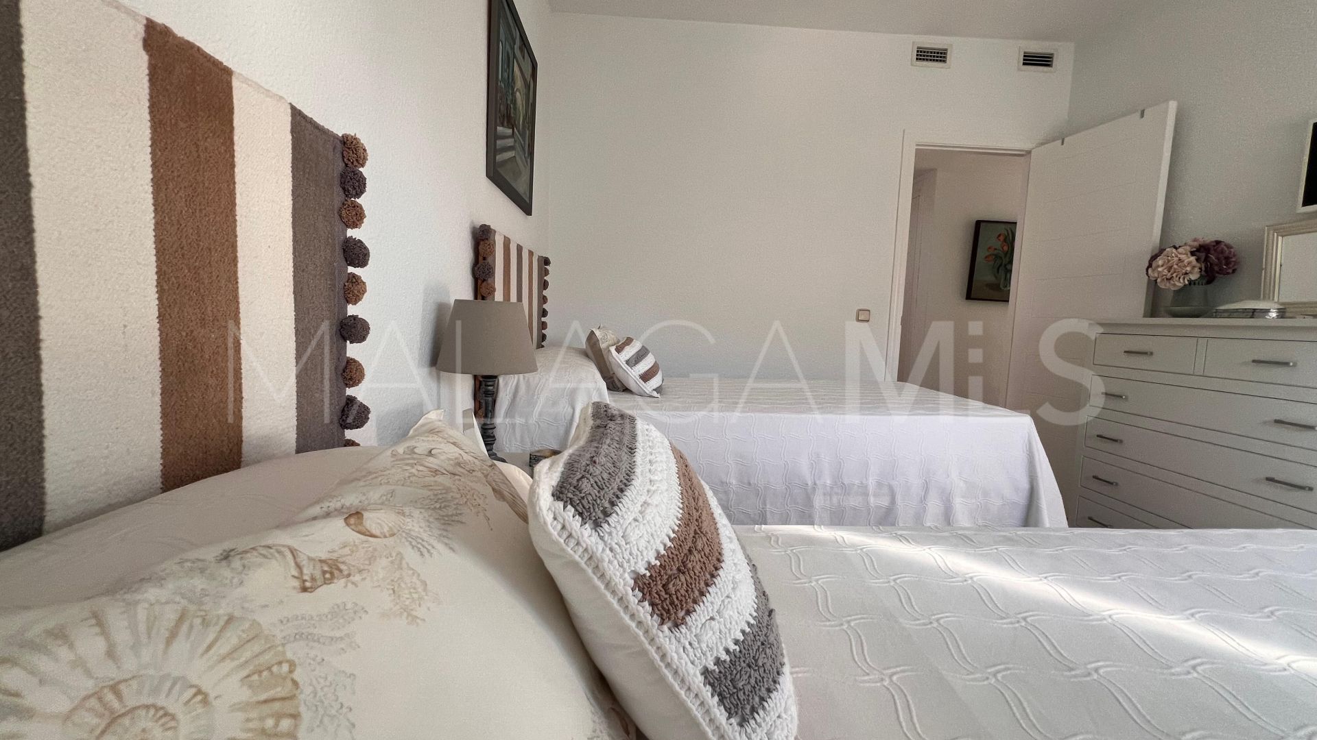 Estepona Puerto, apartamento for sale