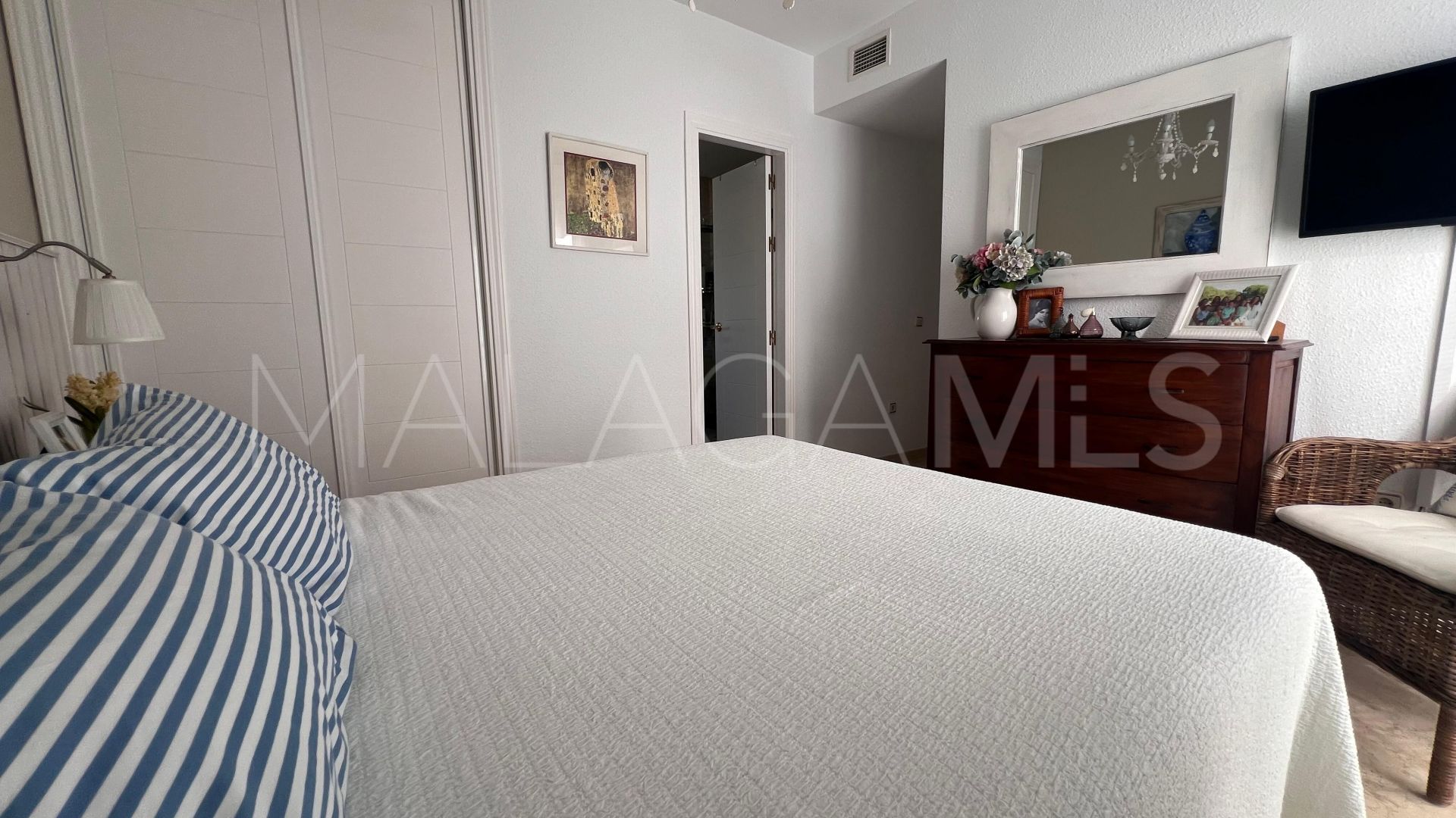 Estepona Puerto, apartamento for sale