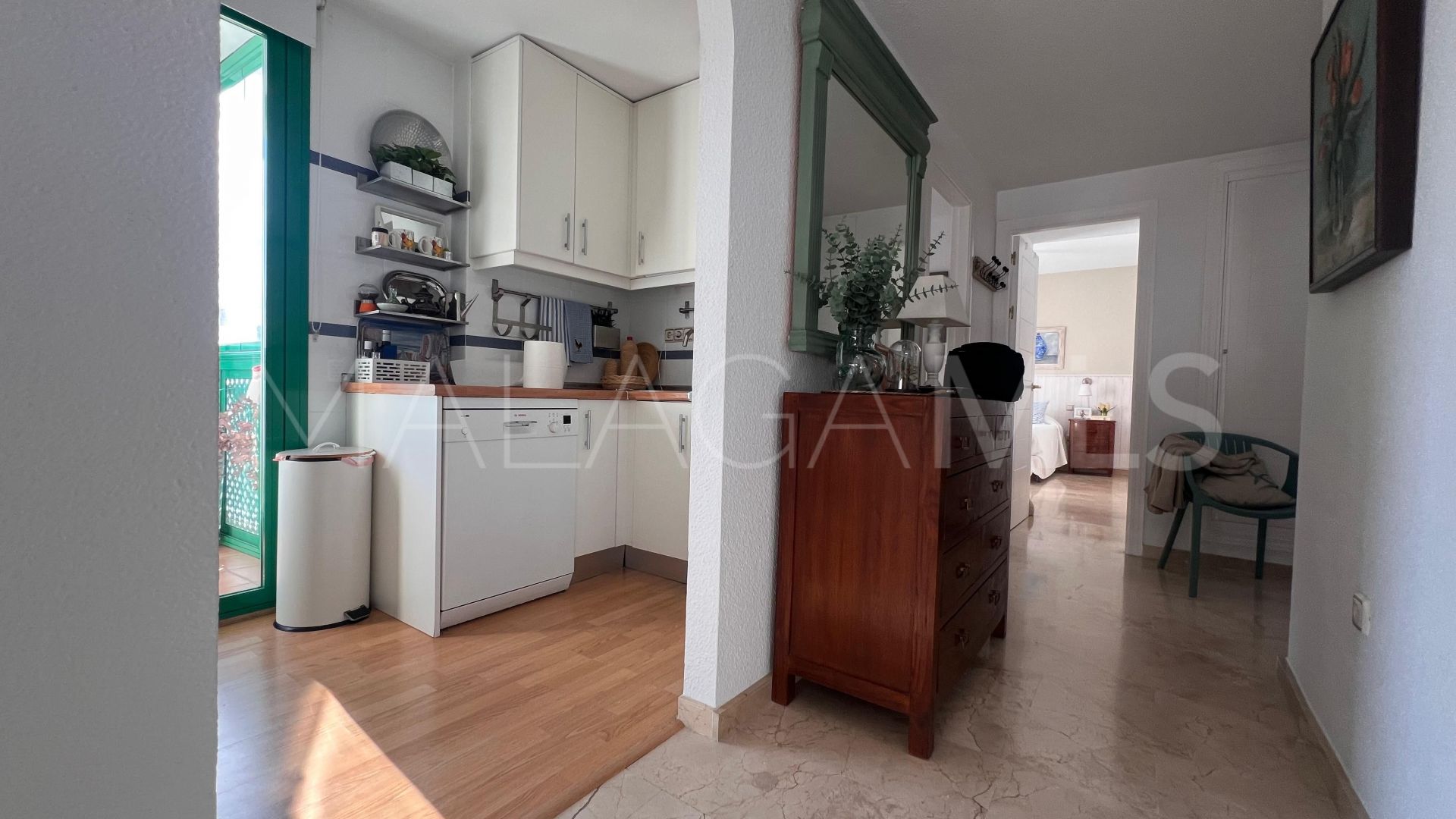 Estepona Puerto, apartamento for sale
