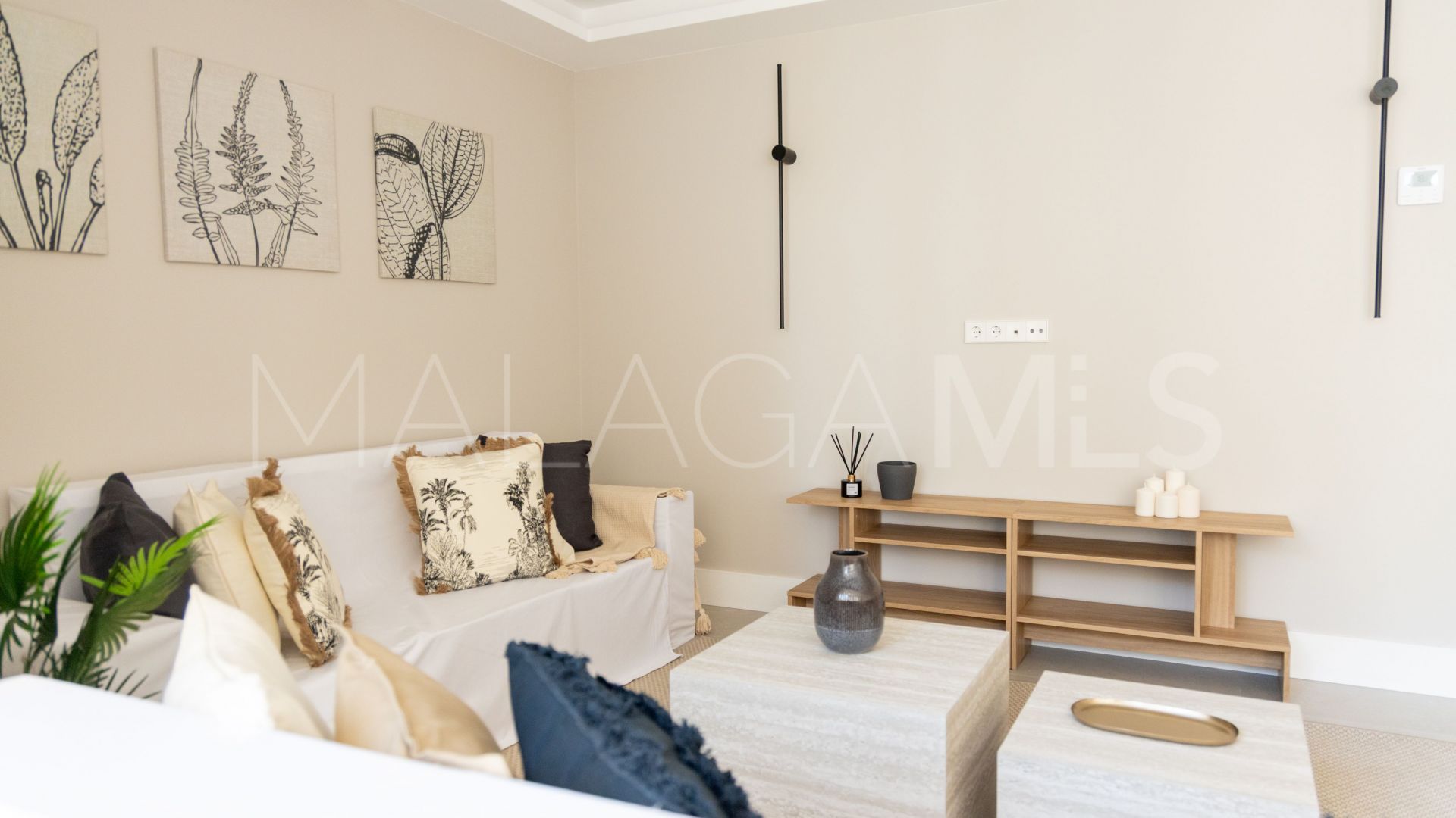 Lägenhet for sale in Malaga - Este