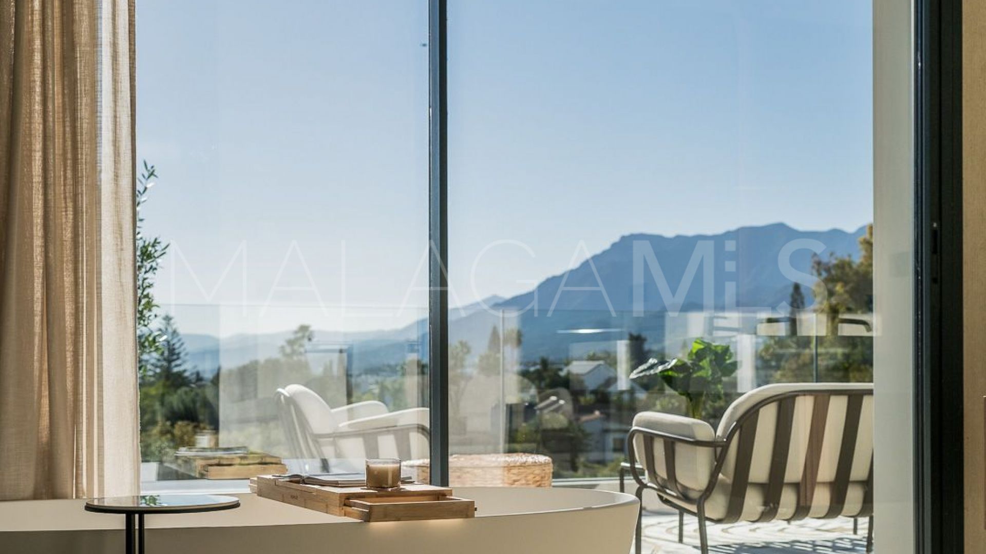 Marbella Este, villa with 6 bedrooms for sale