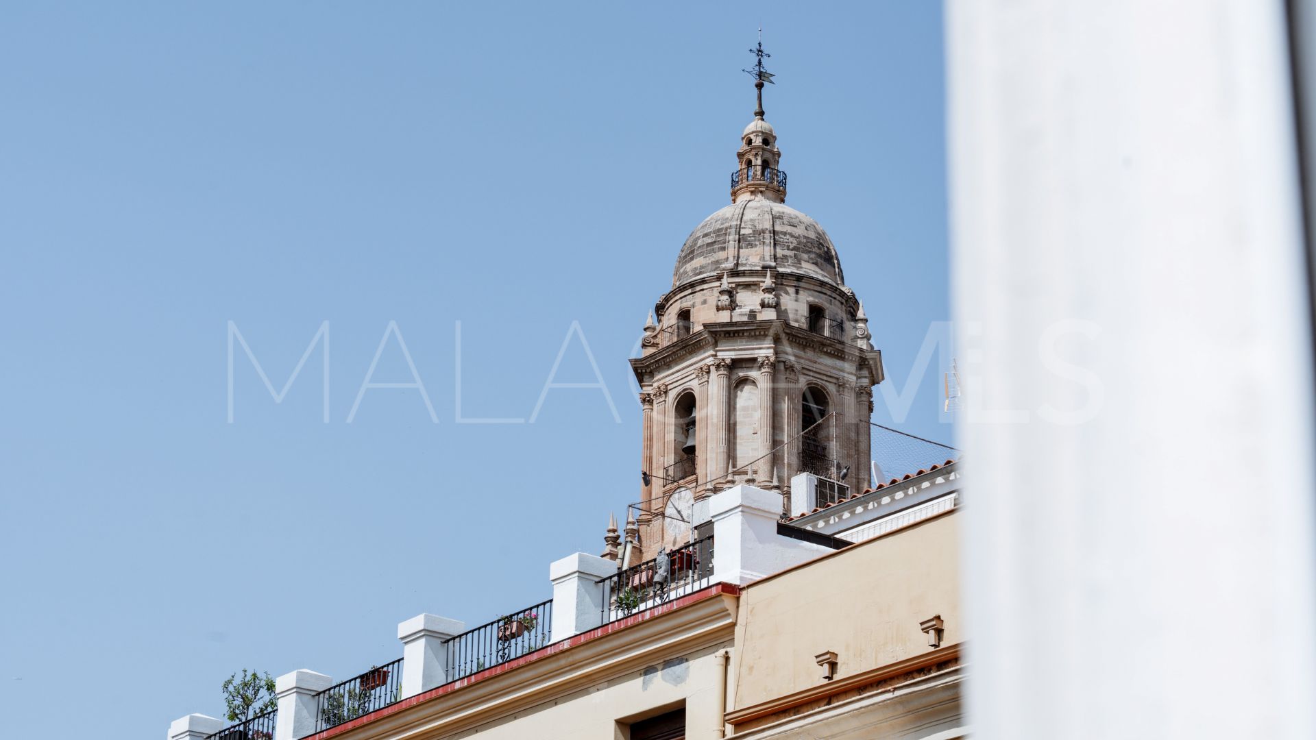 Buy apartamento in Malaga de 3 bedrooms