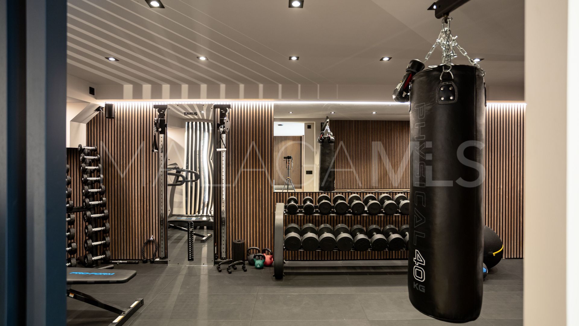 Casa for sale in Estepona Este