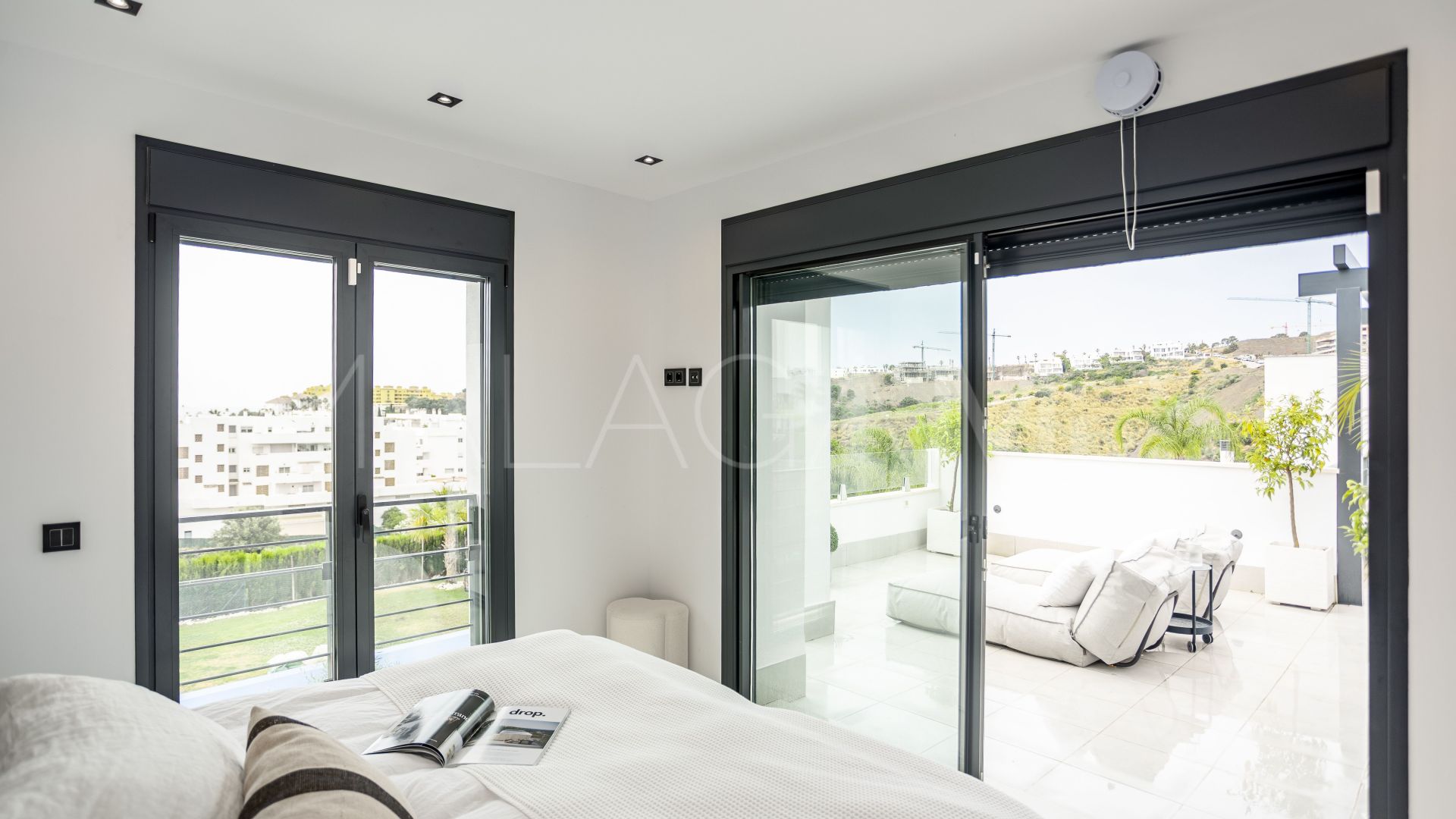 Casa with 4 bedrooms for sale in Estepona