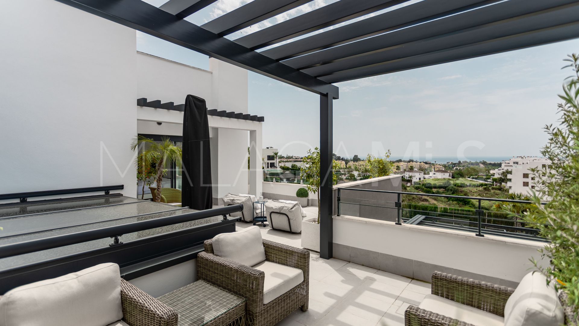 Casa with 4 bedrooms for sale in Estepona