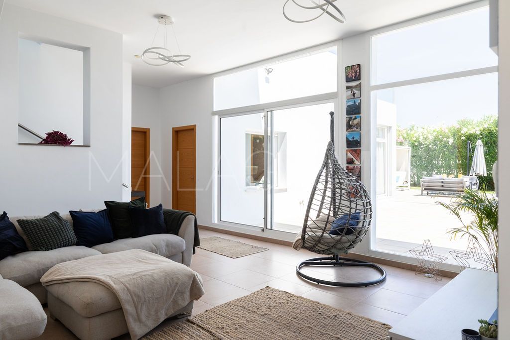 Se vende villa de 5 bedrooms in Alhaurin el Grande