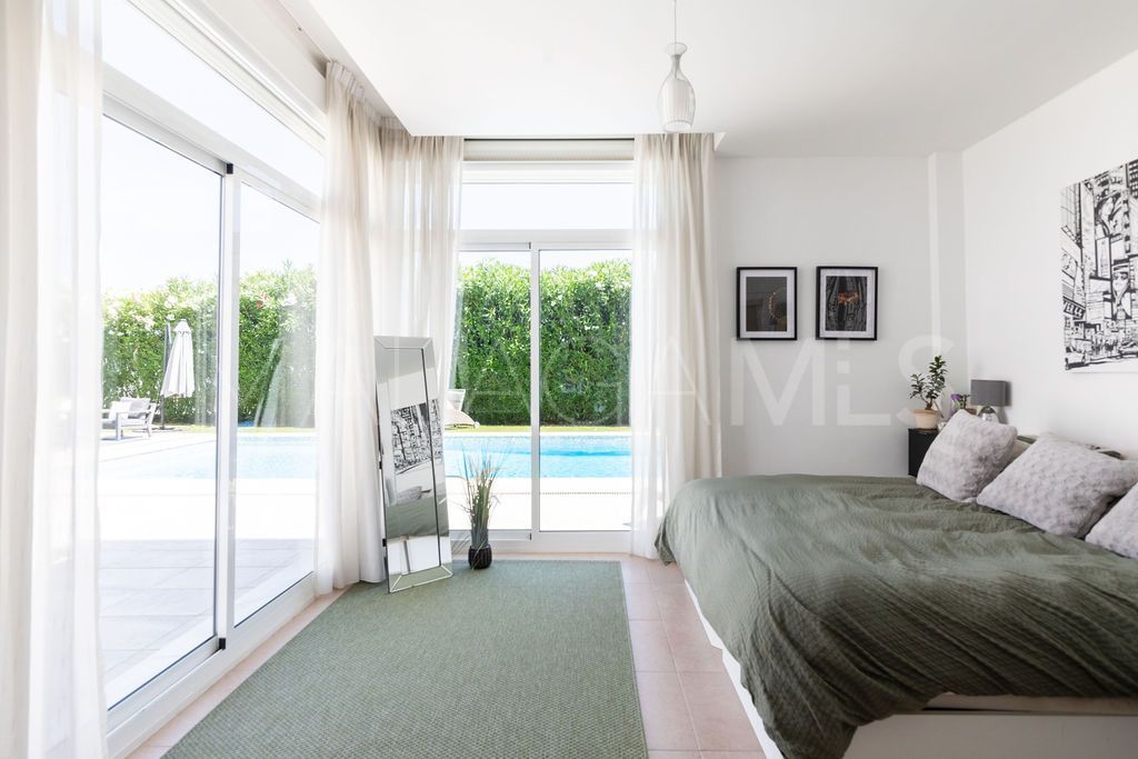 Se vende villa de 5 bedrooms in Alhaurin el Grande