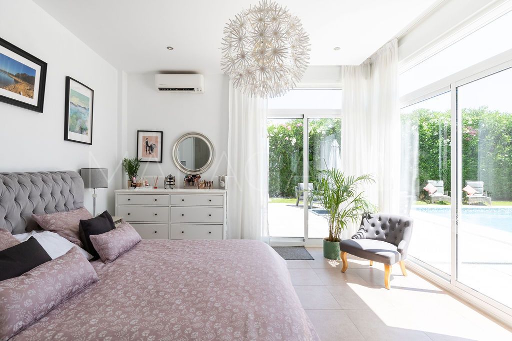 Se vende villa de 5 bedrooms in Alhaurin el Grande