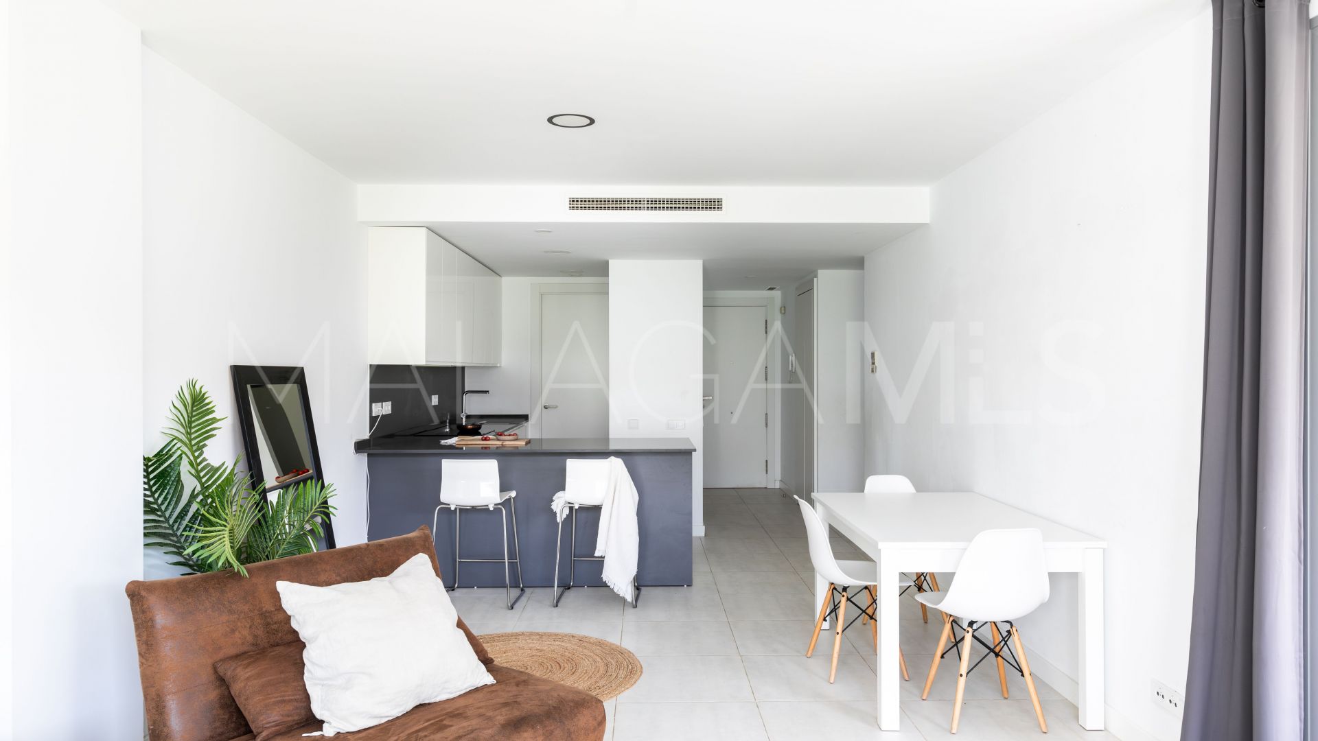 For sale Selwo 2 bedrooms ground floor apartment