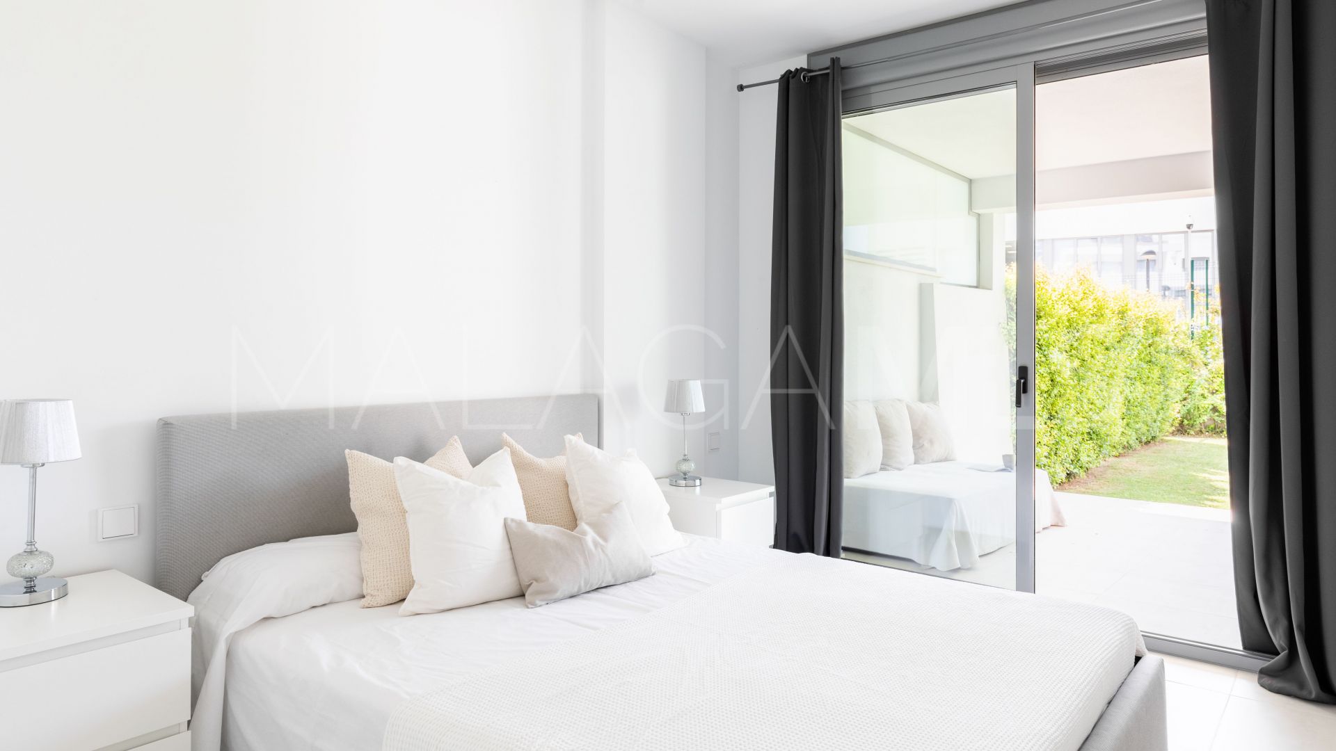 For sale Selwo 2 bedrooms ground floor apartment