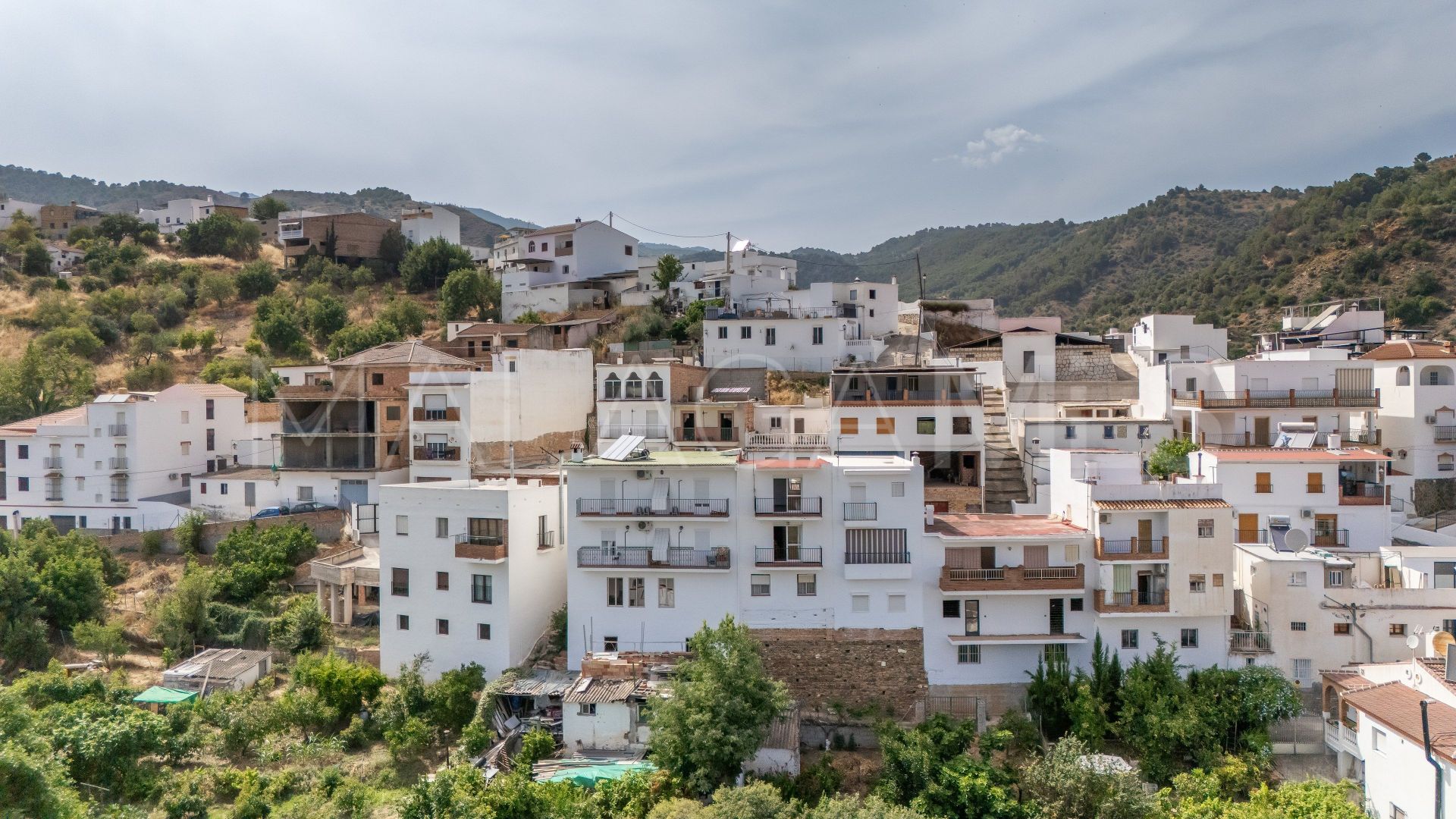 Casa for sale in Tolox