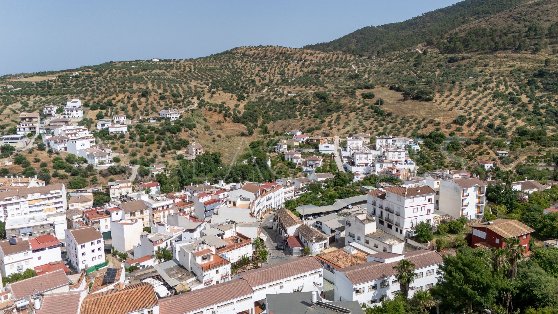 Casa for sale in Tolox