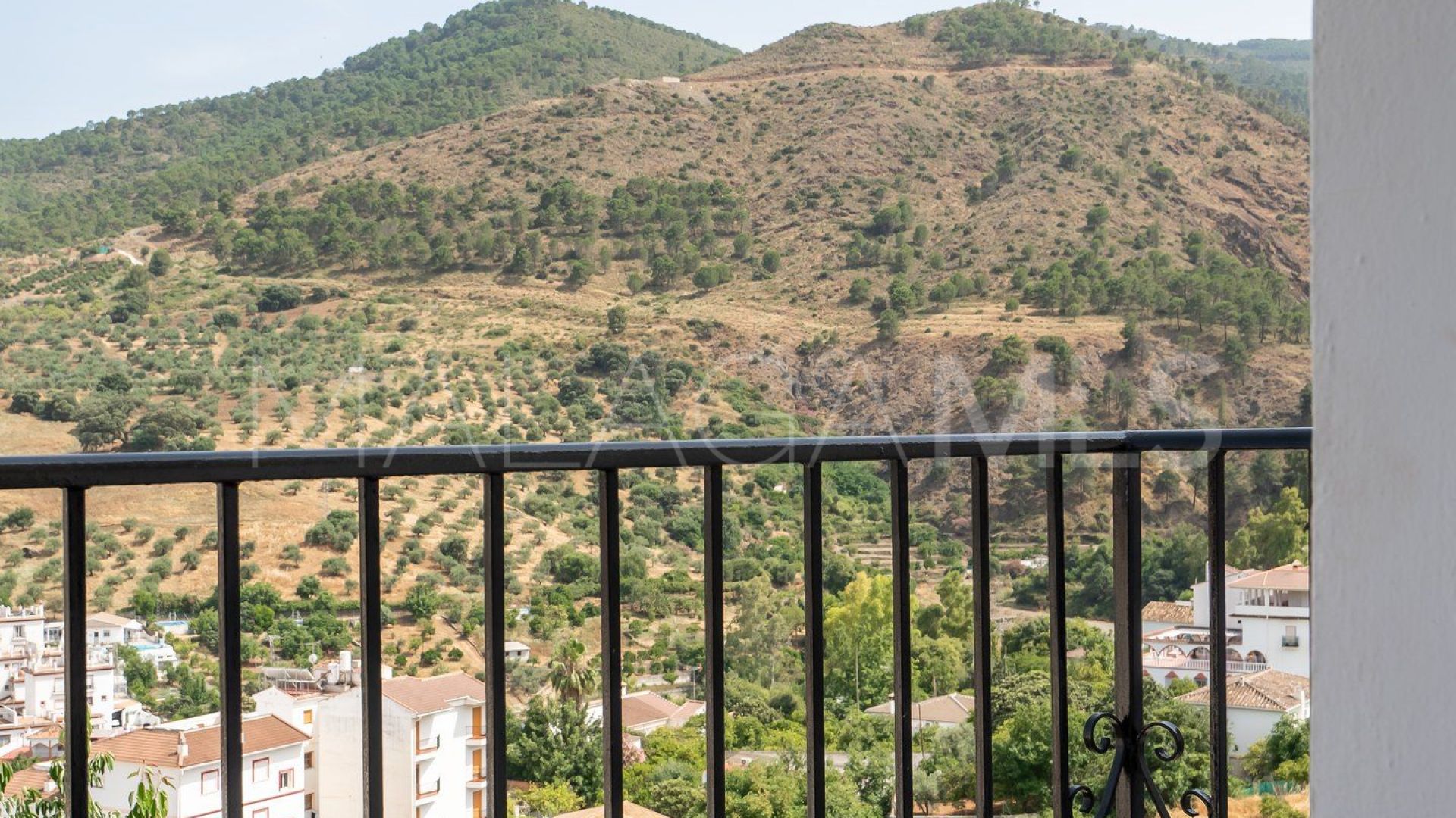 Casa for sale in Tolox