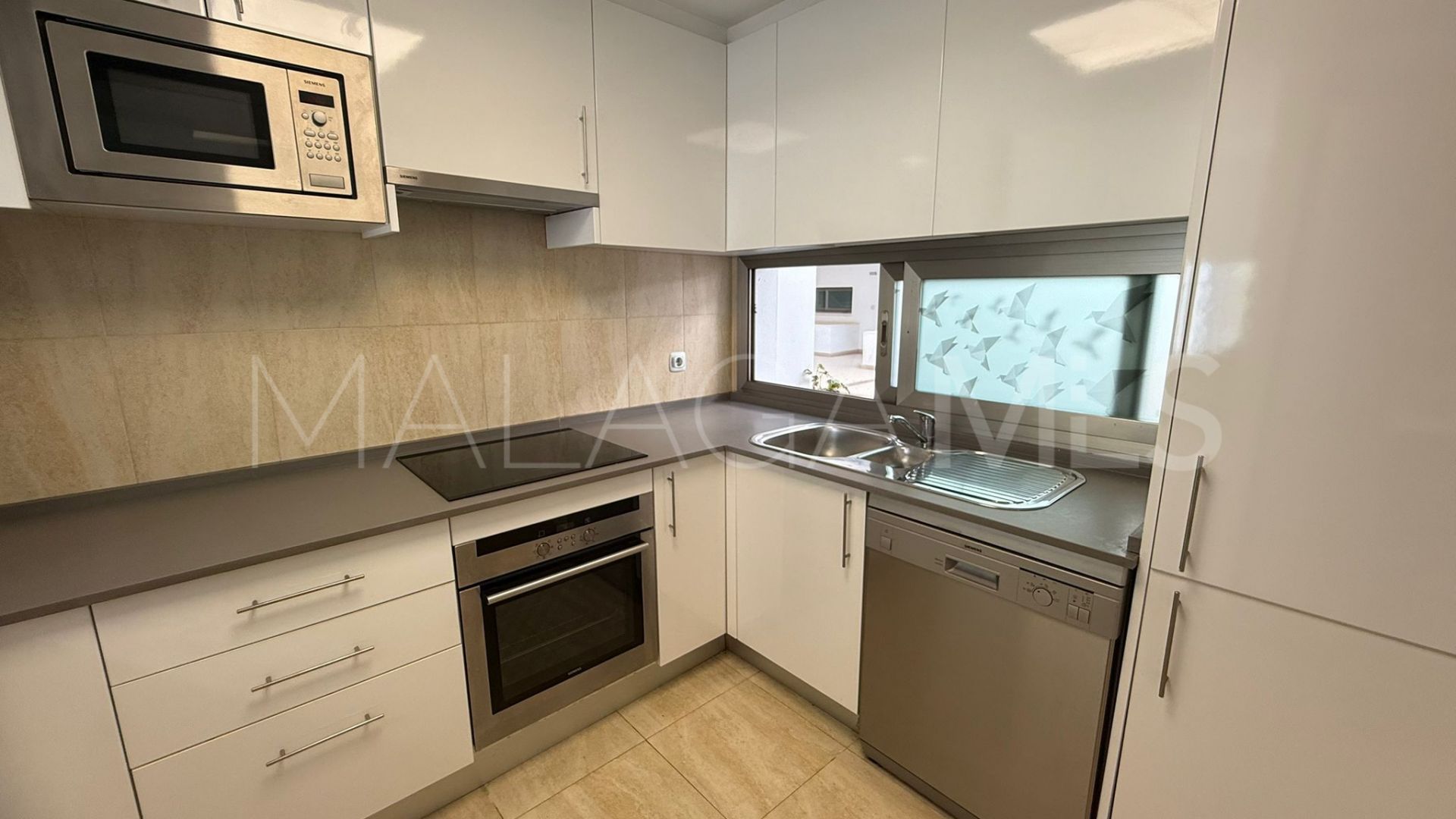 Apartamento planta baja for sale in Cala de Mijas de 2 bedrooms