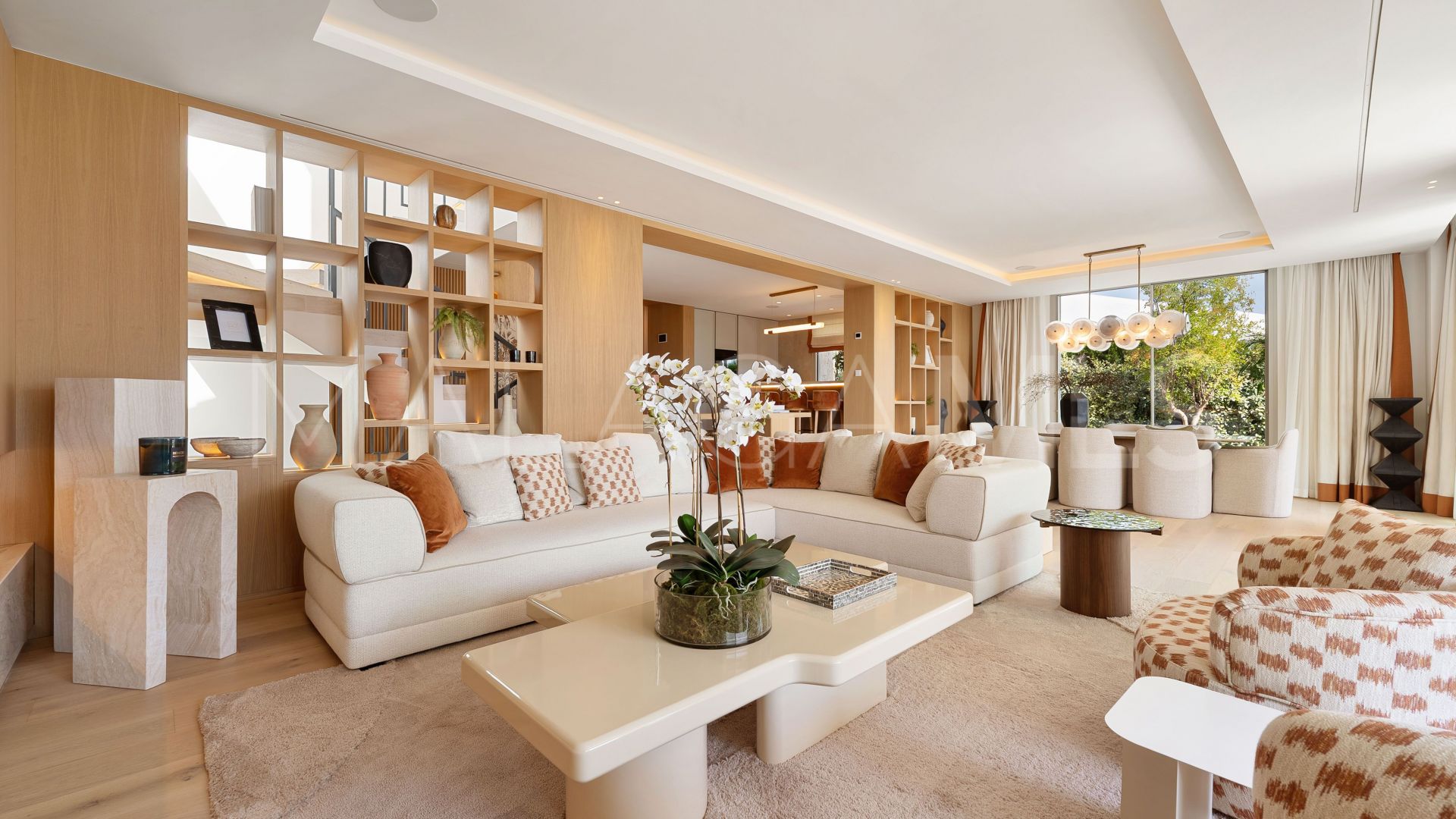Nueva Andalucia, casa with 5 bedrooms for sale