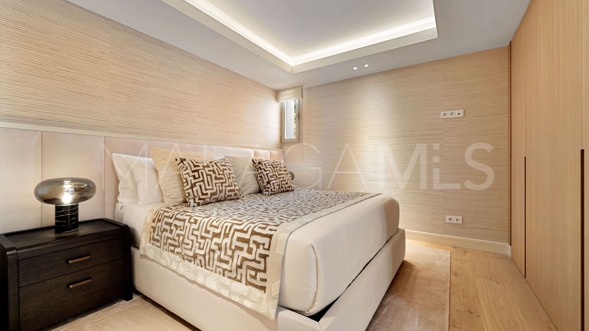 Nueva Andalucia, casa with 5 bedrooms for sale